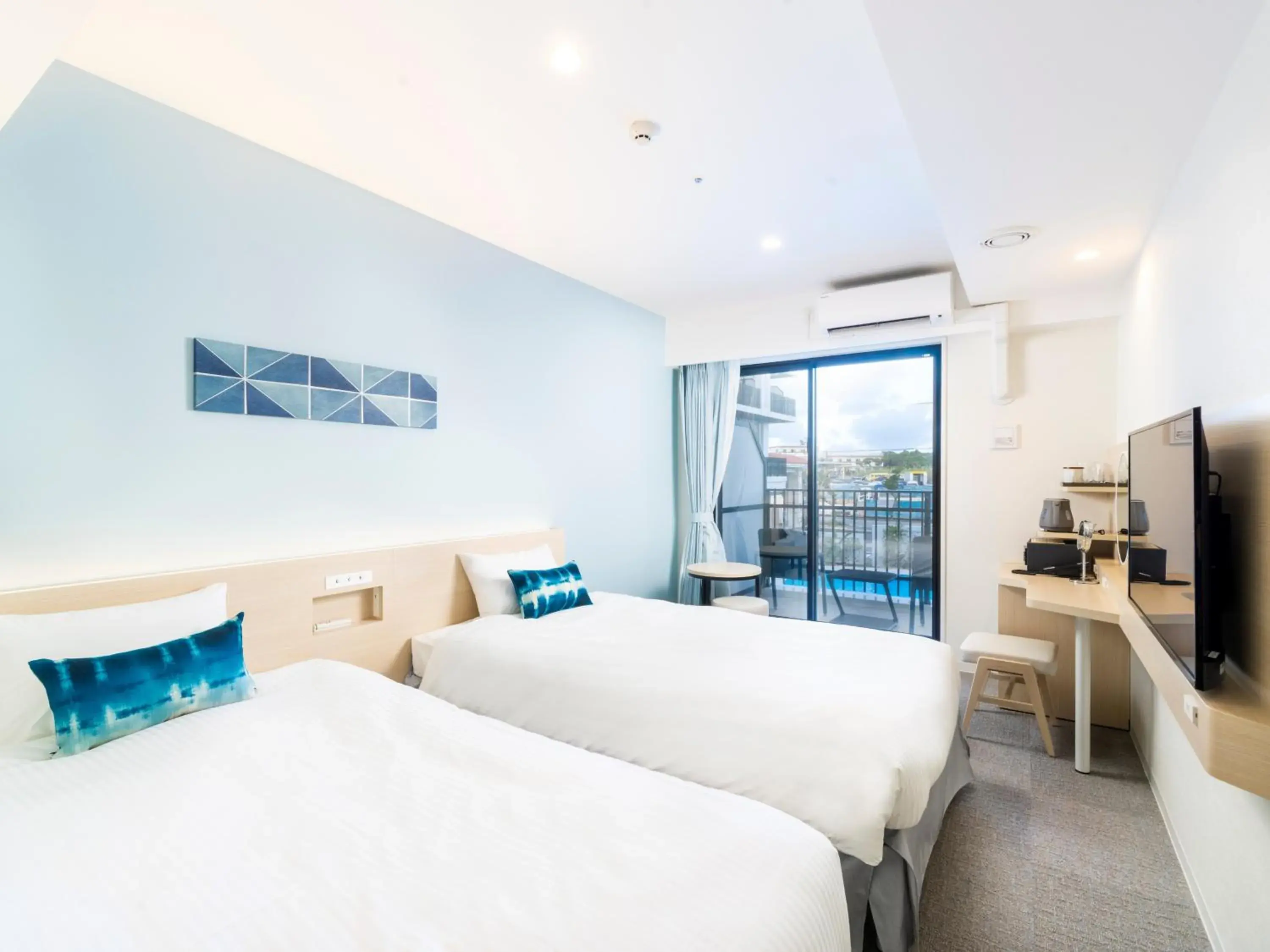 Superior Twin Room in Hotel Torifito Miyakojima Resort Superior Twin Room in Hotel Torifito Miyakojima Resort