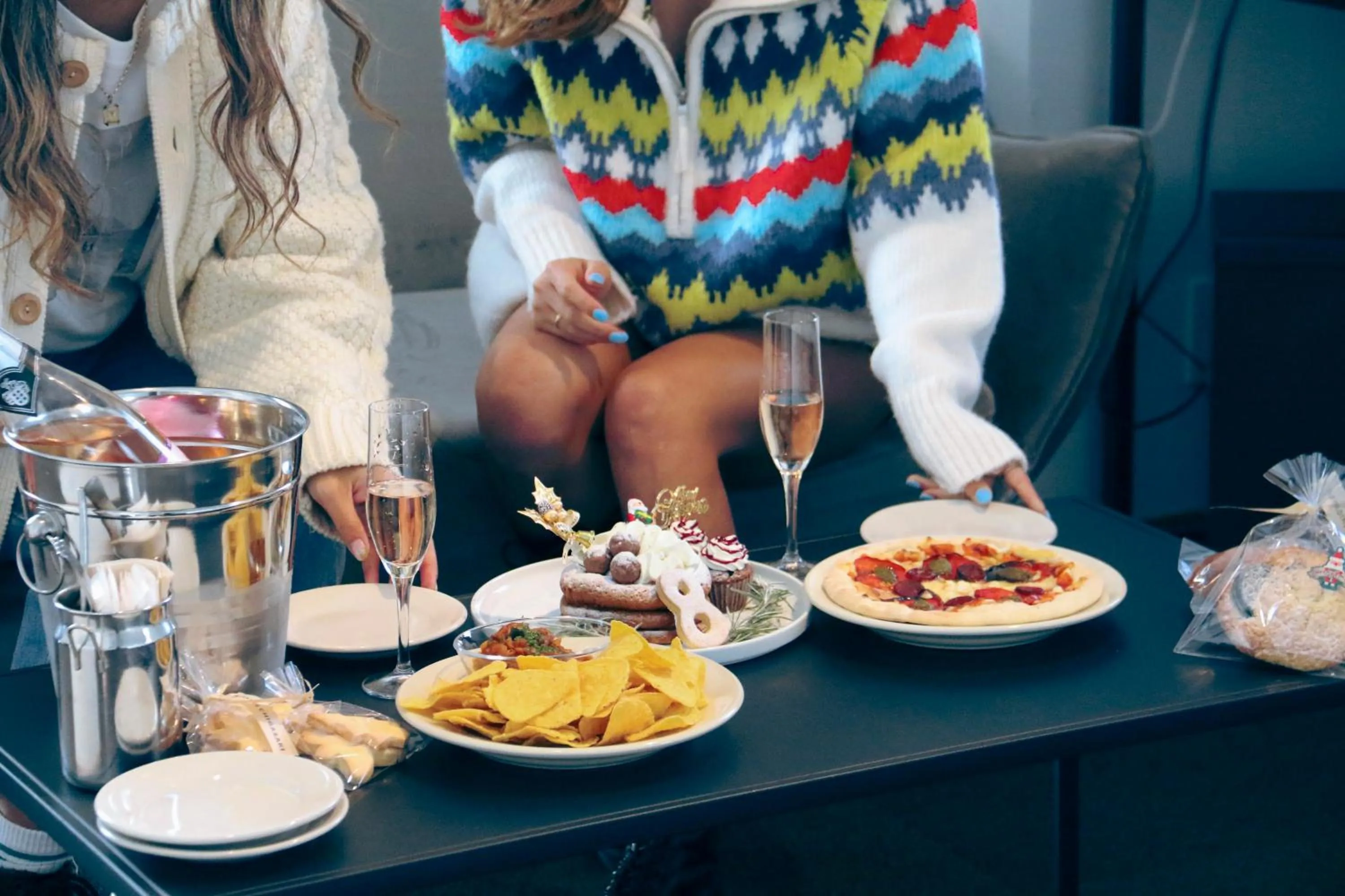 People in 8HOTEL Chigasaki