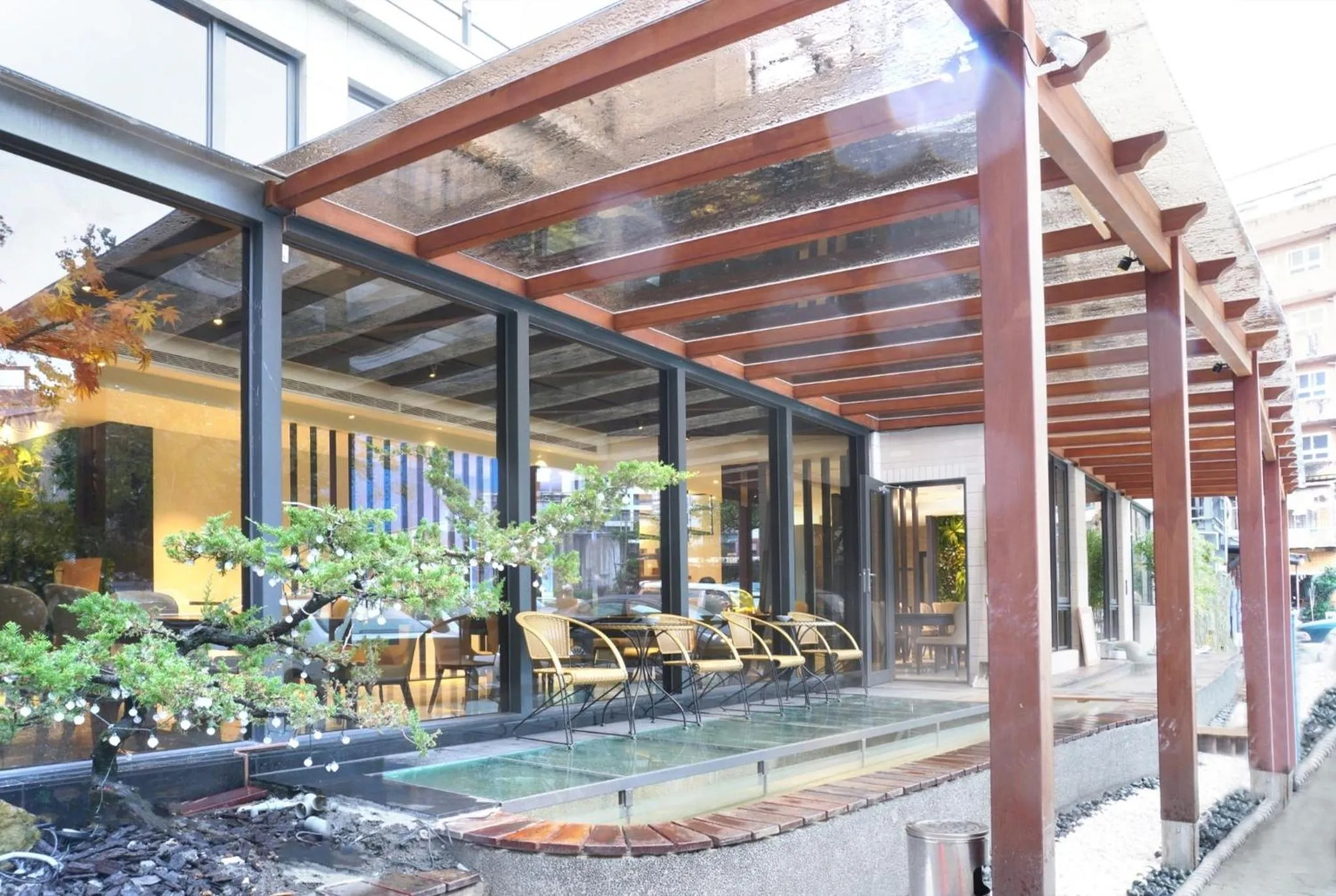 Patio in Gamalan Spring Hotel