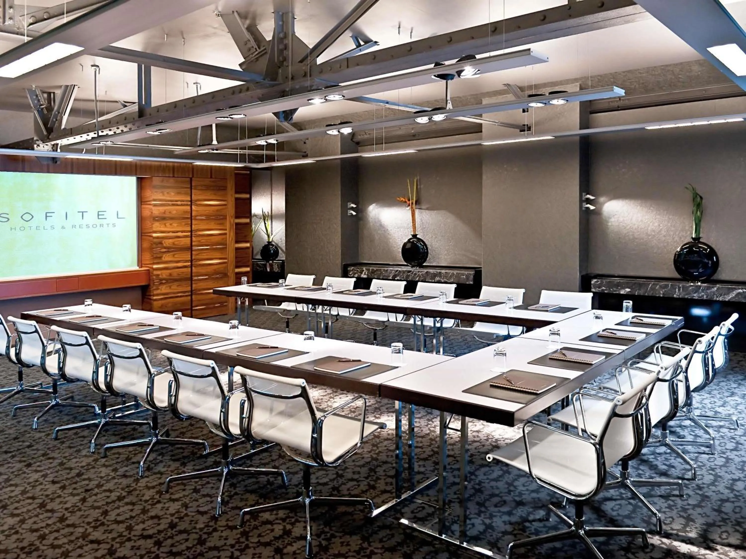 Meeting/conference room in Sofitel Munich Bayerpost