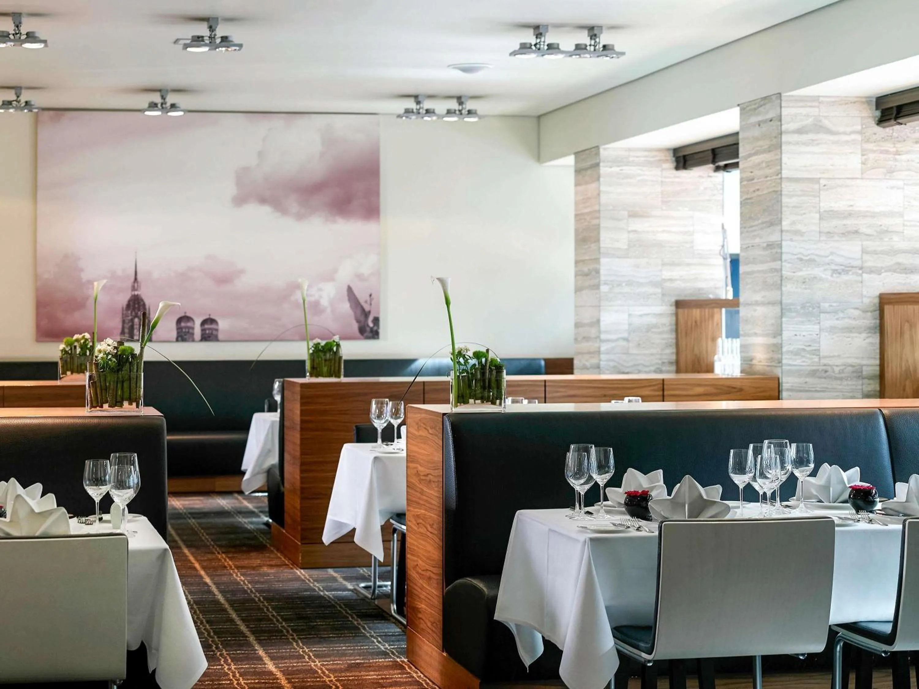 Breakfast in Sofitel Munich Bayerpost