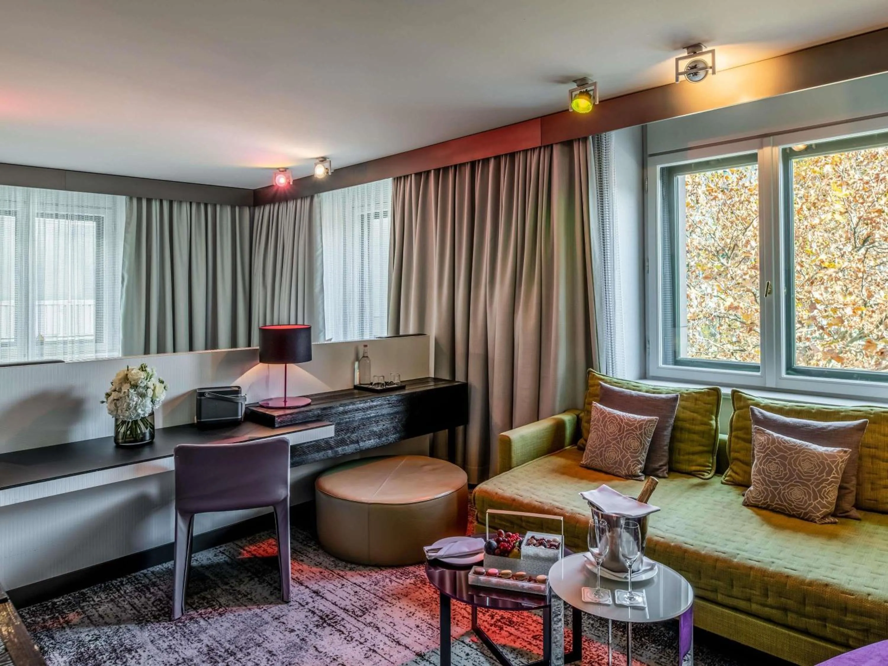 Bedroom in Sofitel Munich Bayerpost