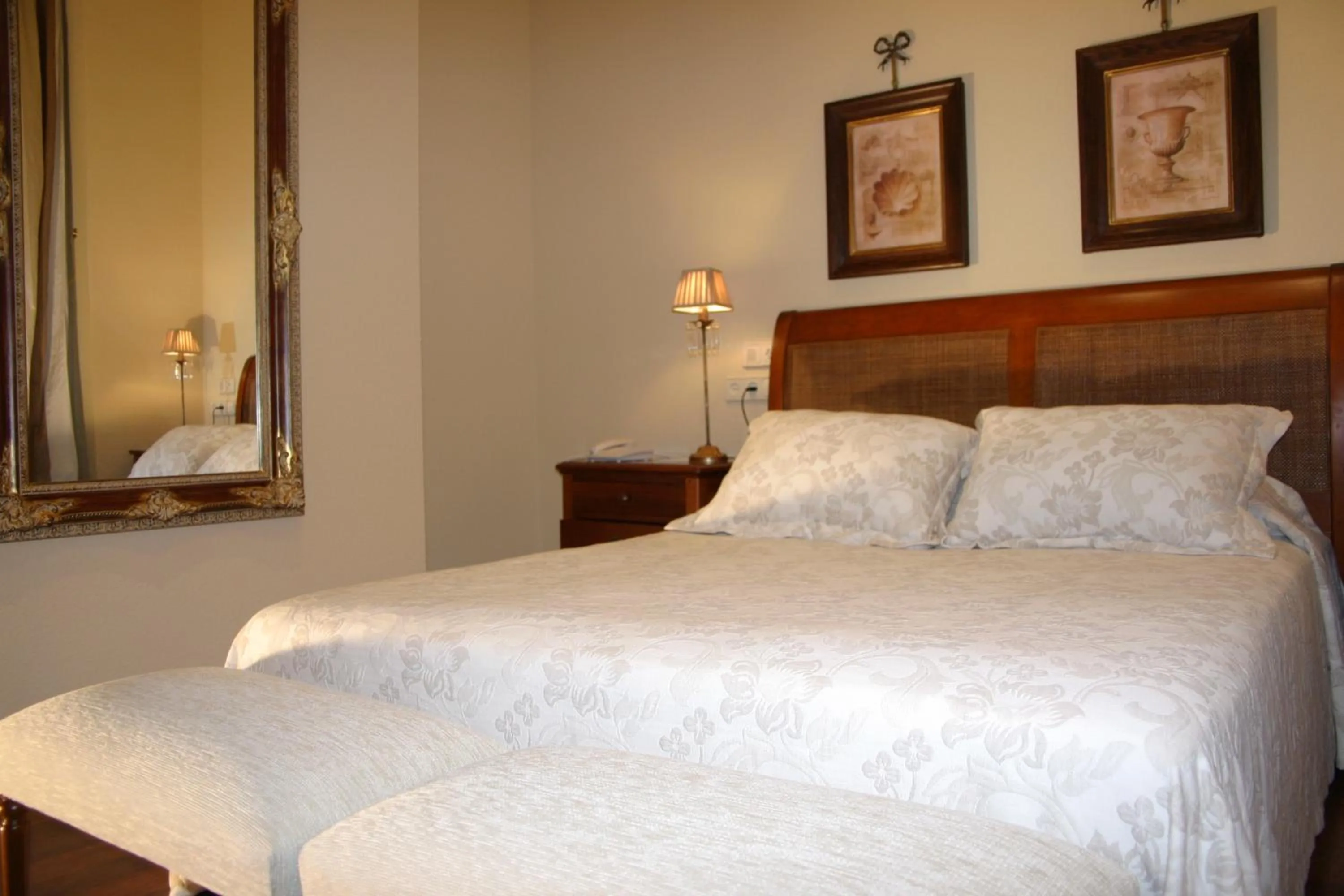 Bedroom, Bed in Hotel Arcea Palacio de las Nieves