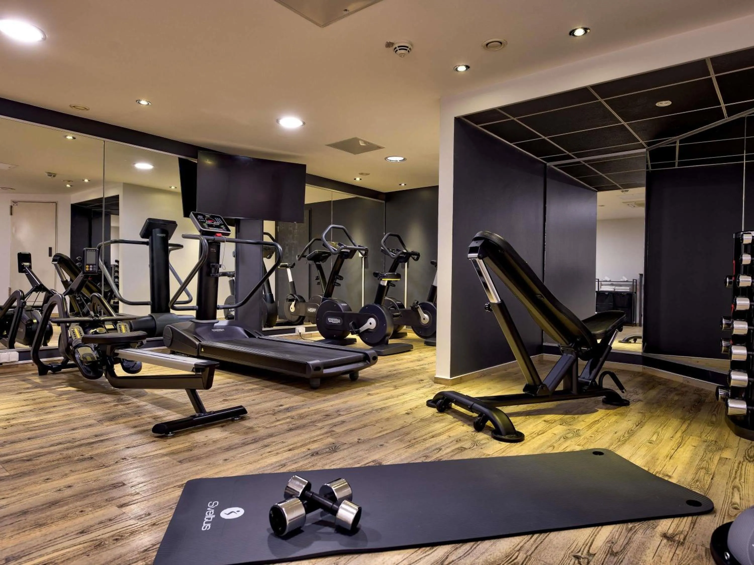 Fitness centre/facilities in Mercure Hotel Hannover City