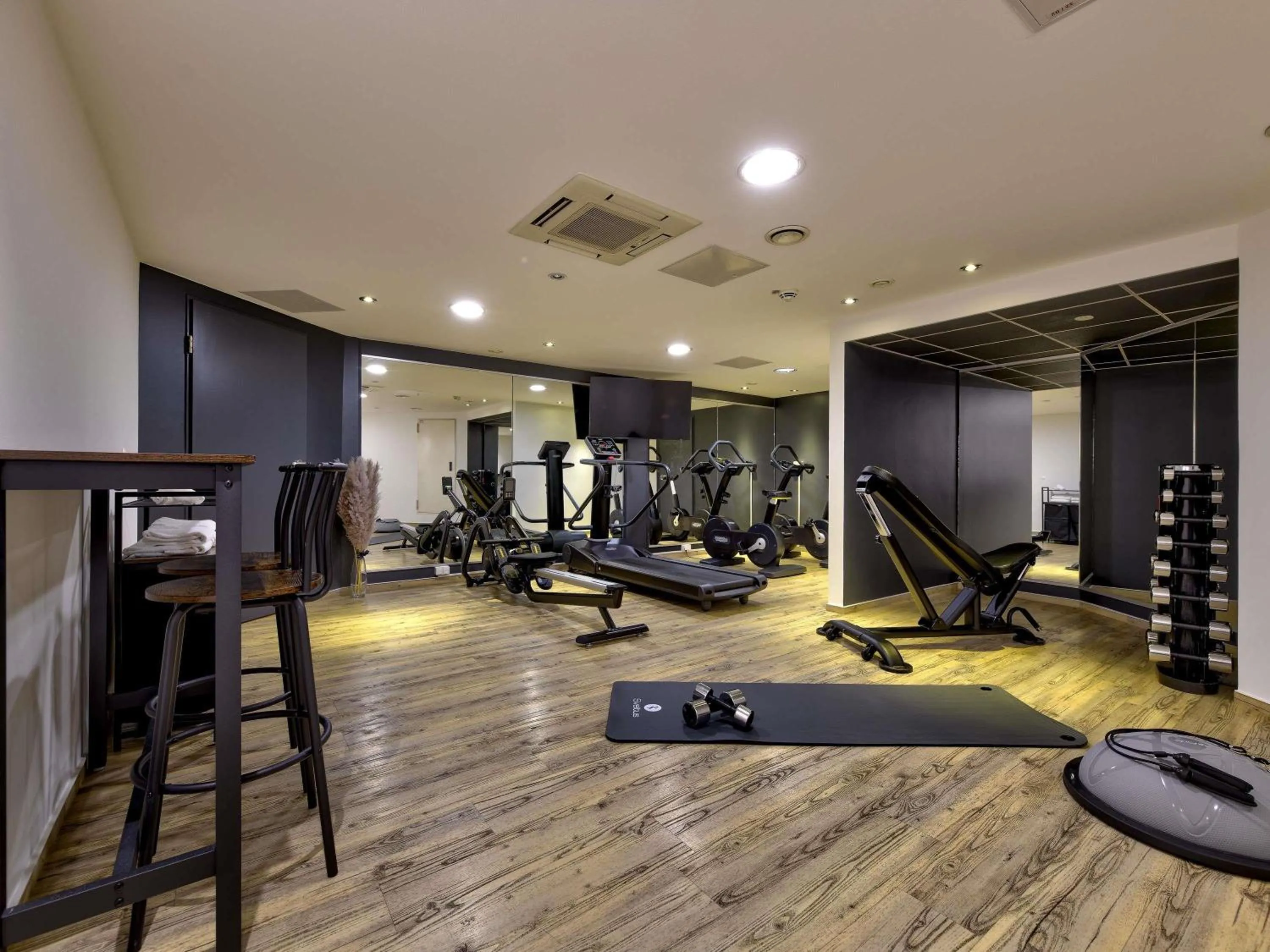 Fitness centre/facilities in Mercure Hotel Hannover City