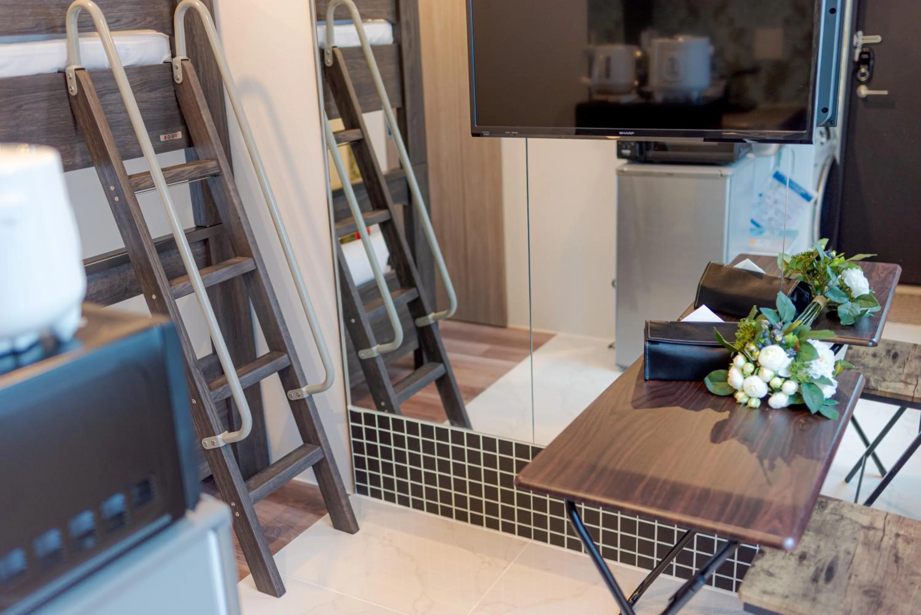 Dining area in Space F Yoyogi