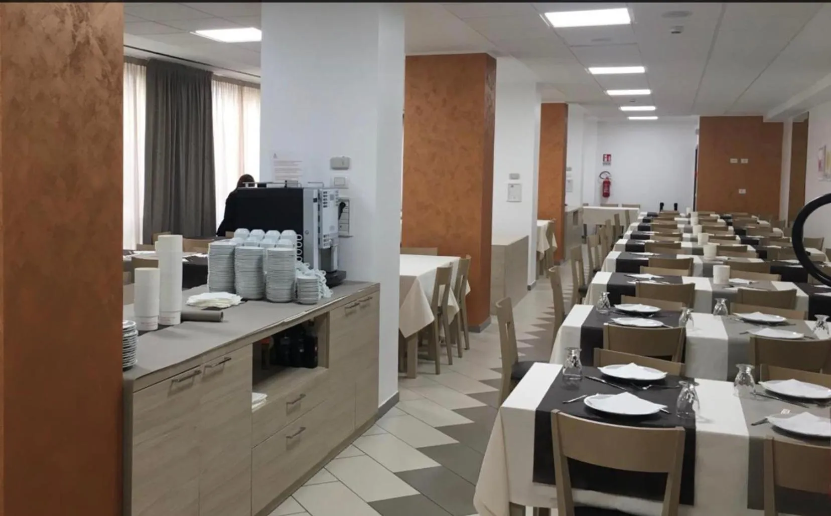 Restaurant/places to eat in Casa per Ferie San Juan de Ávila