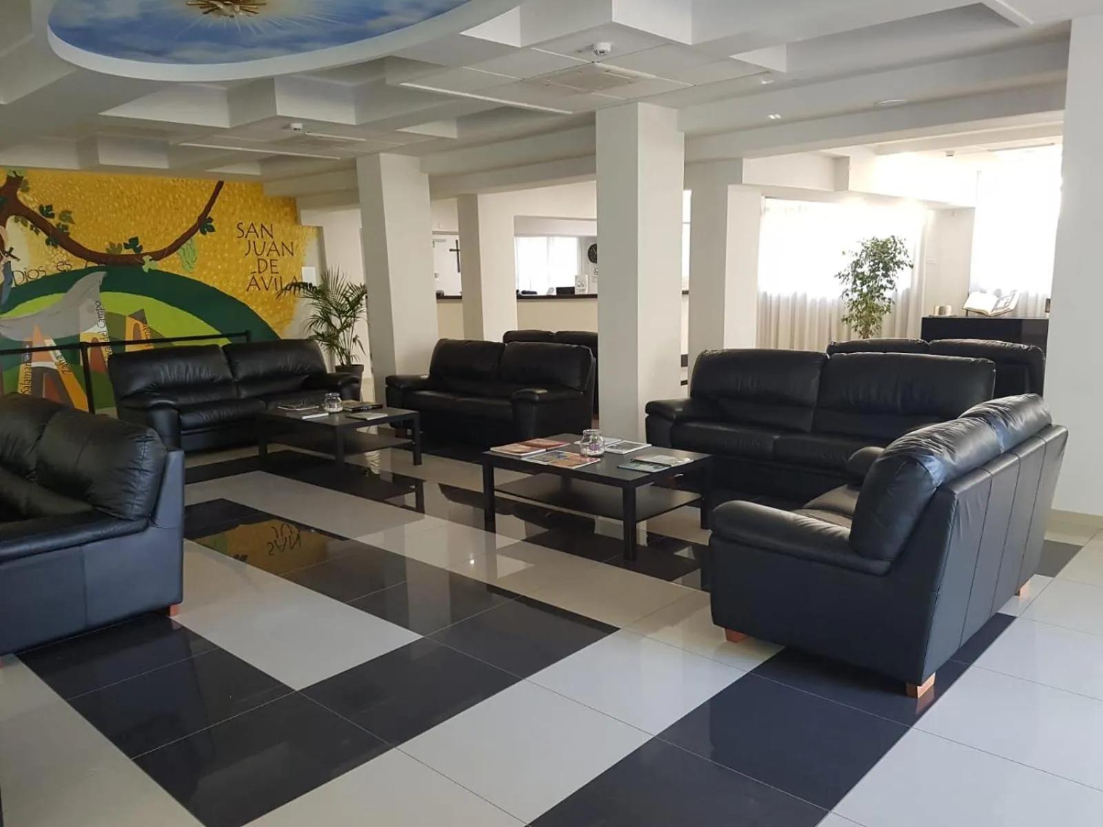 Lobby or reception in Casa per Ferie San Juan de Ávila