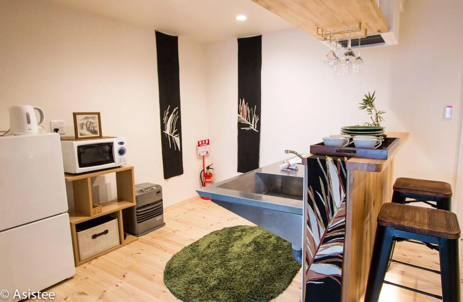 Dining area in Sanjyomisasagi Umenotoan