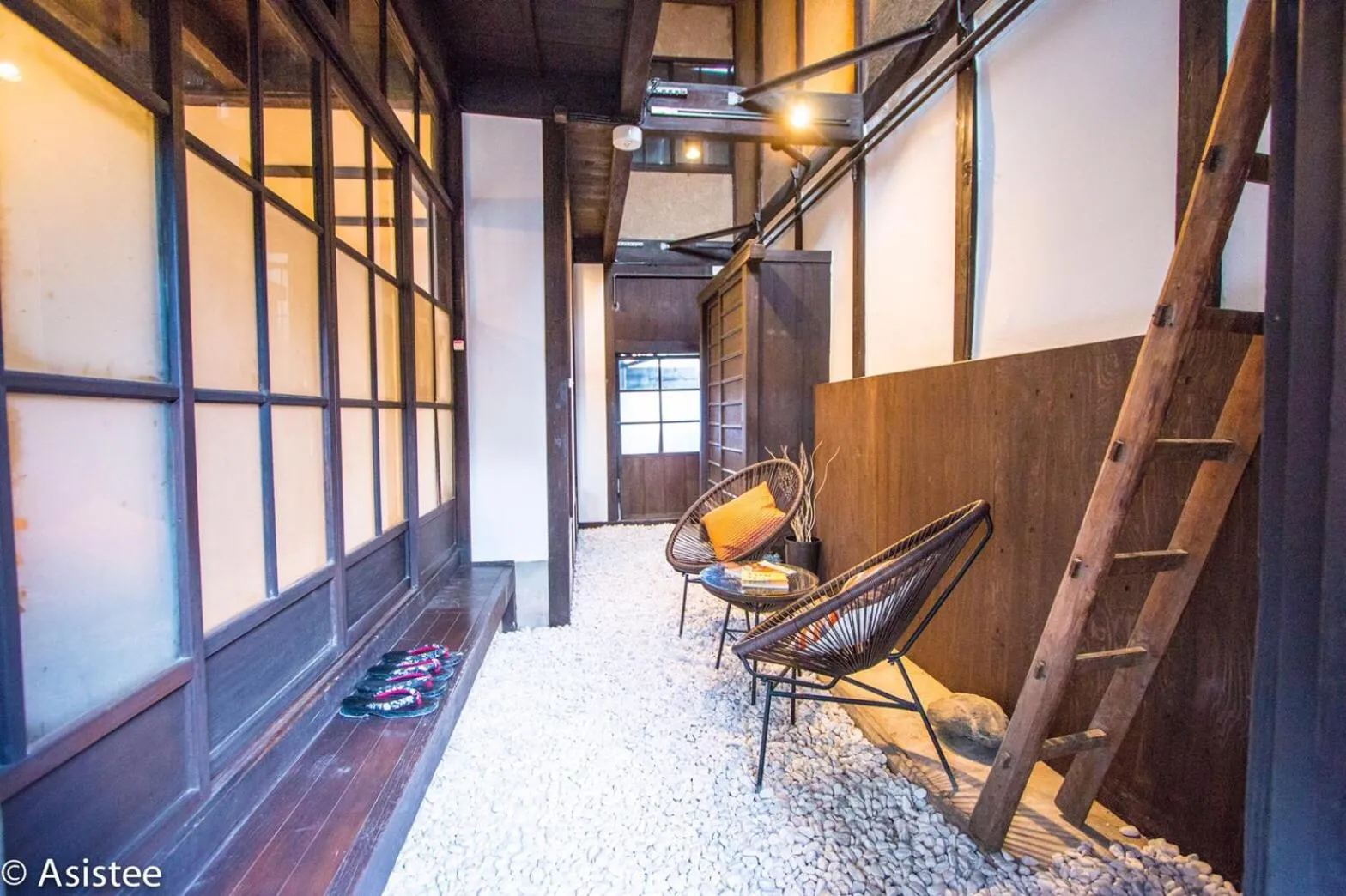 On site in Sanjyomisasagi Umenotoan