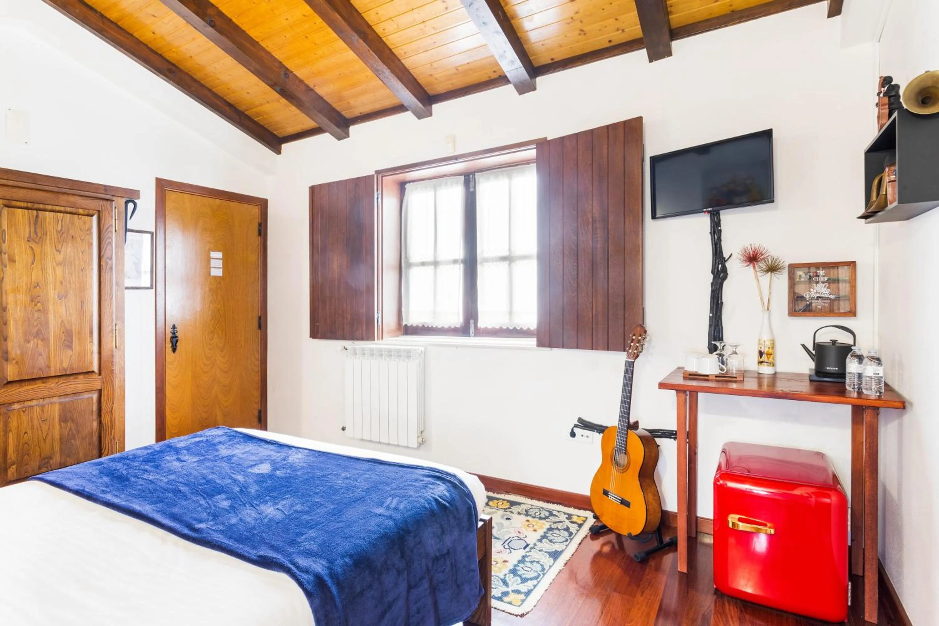 Bedroom, Bed in Refúgio das Artes Guesthouse