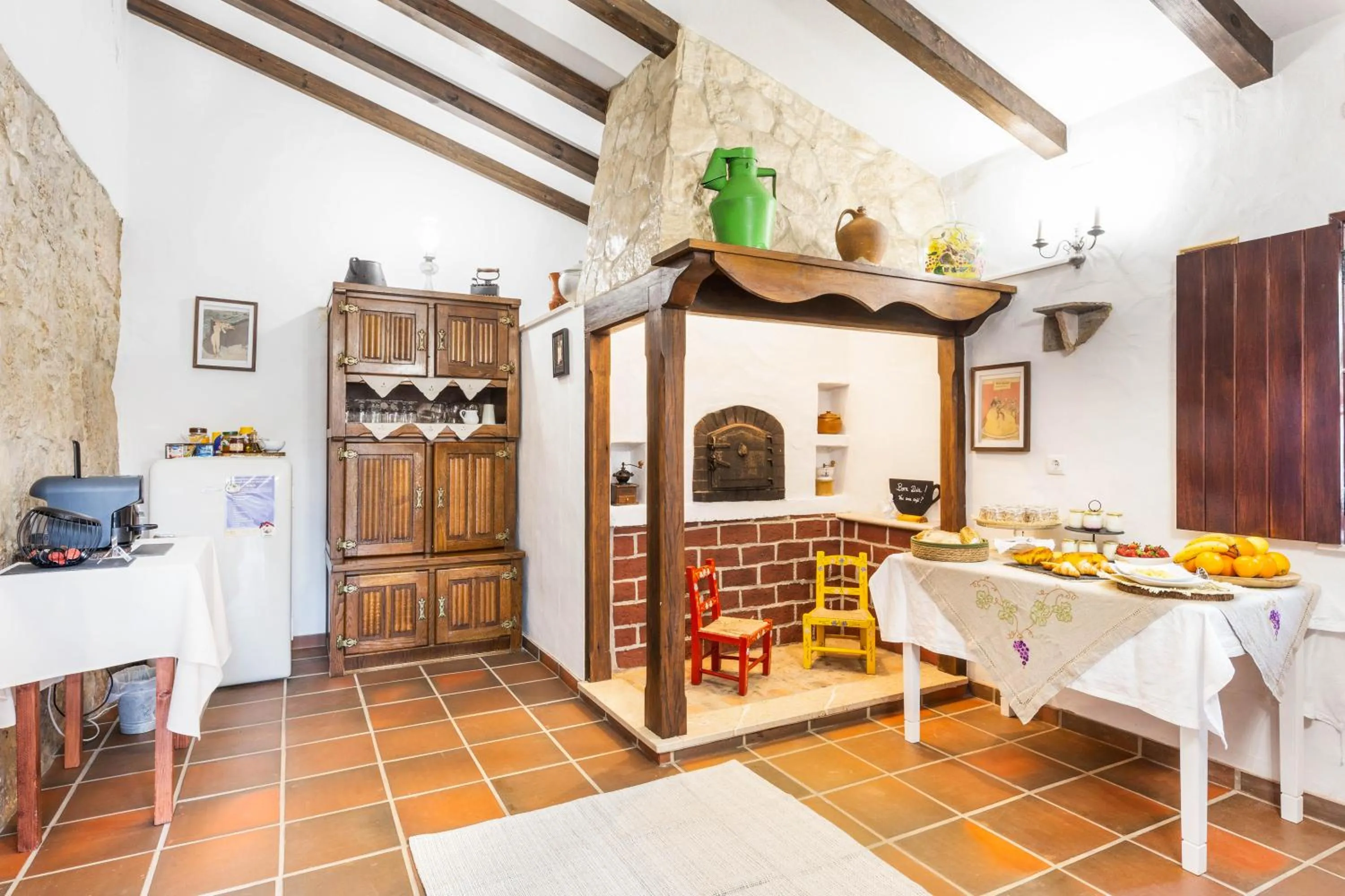 Continental breakfast in Refúgio das Artes Guesthouse