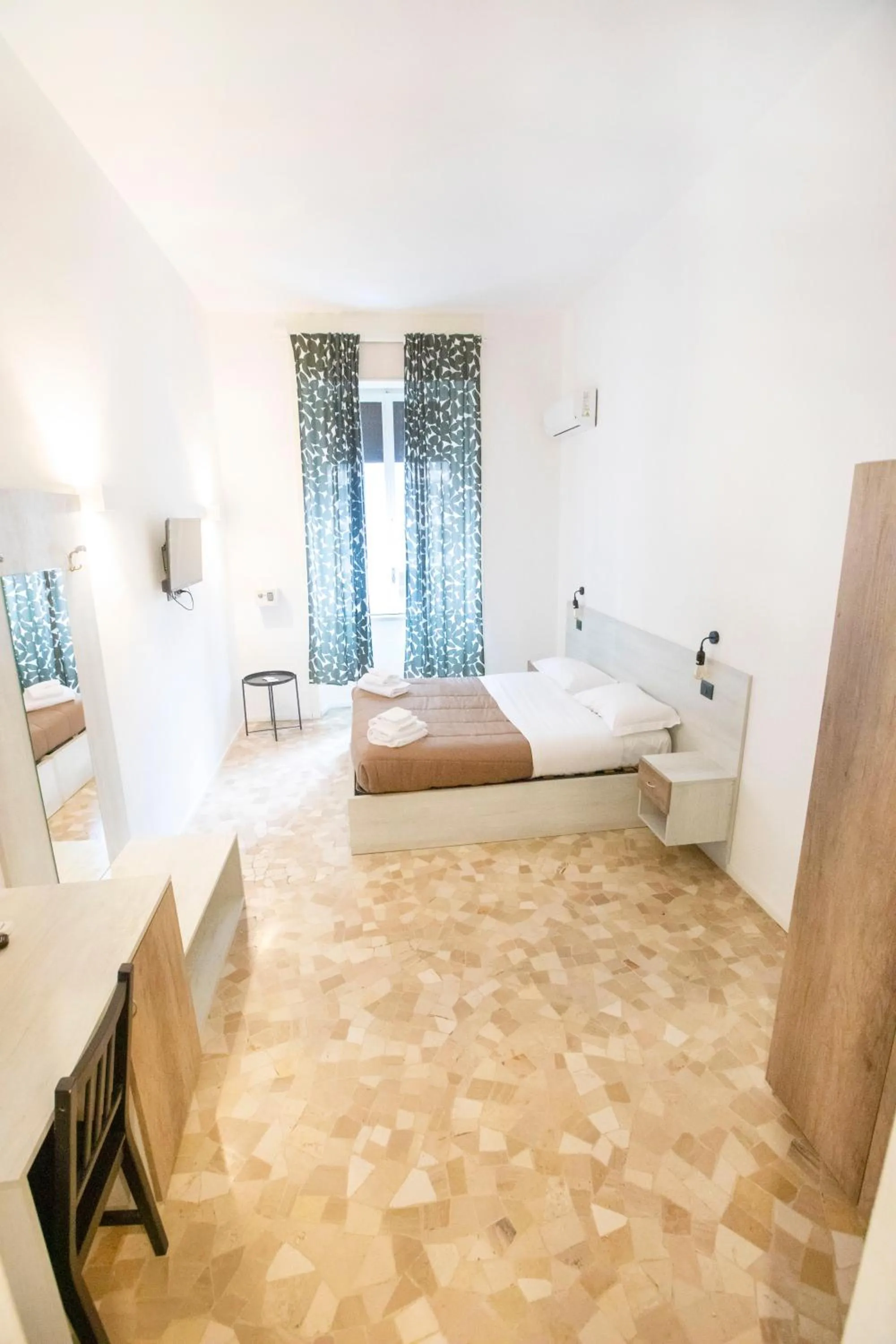 Bed in Hall inn B&B in Center