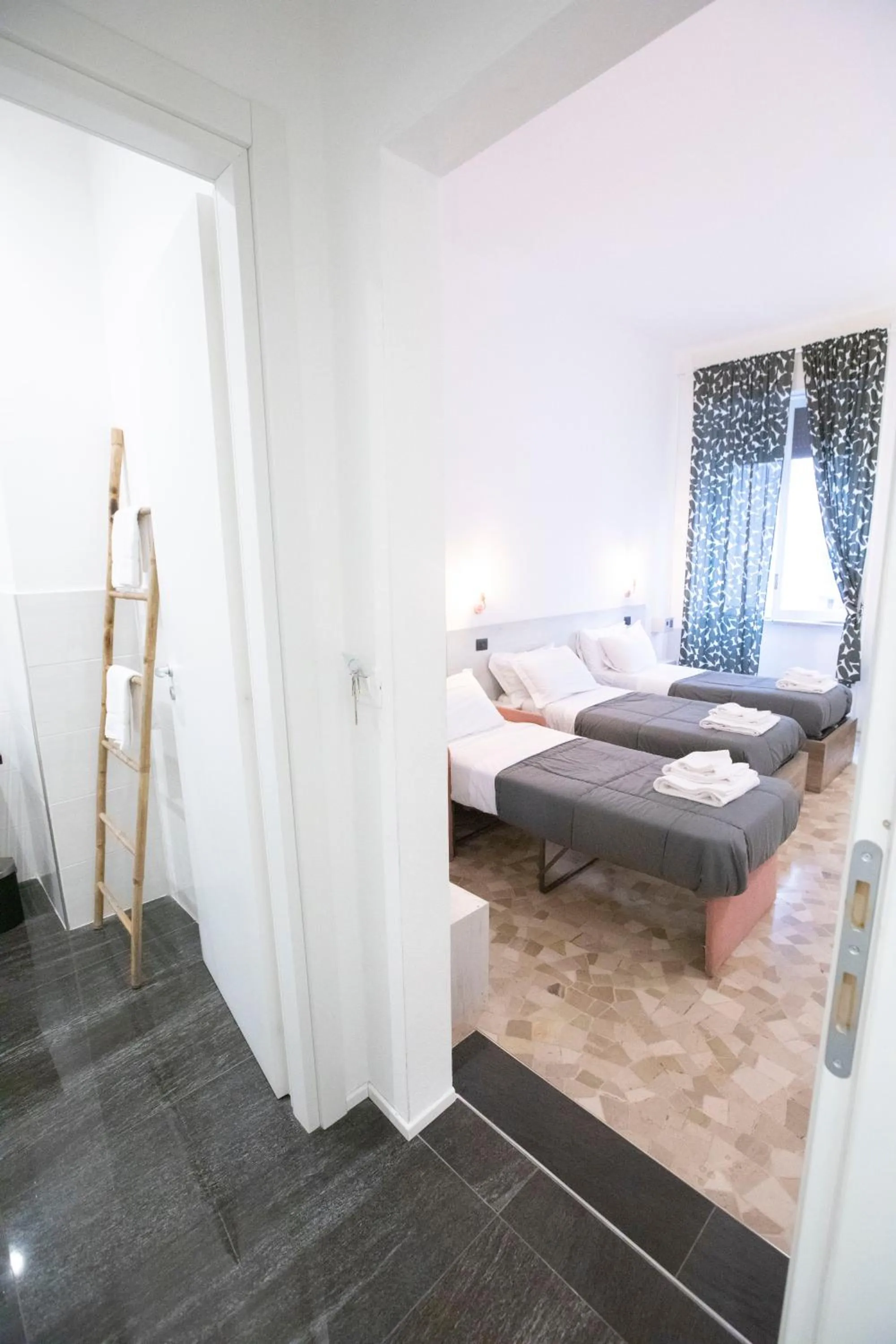 Bed in Hall inn B&B in Center