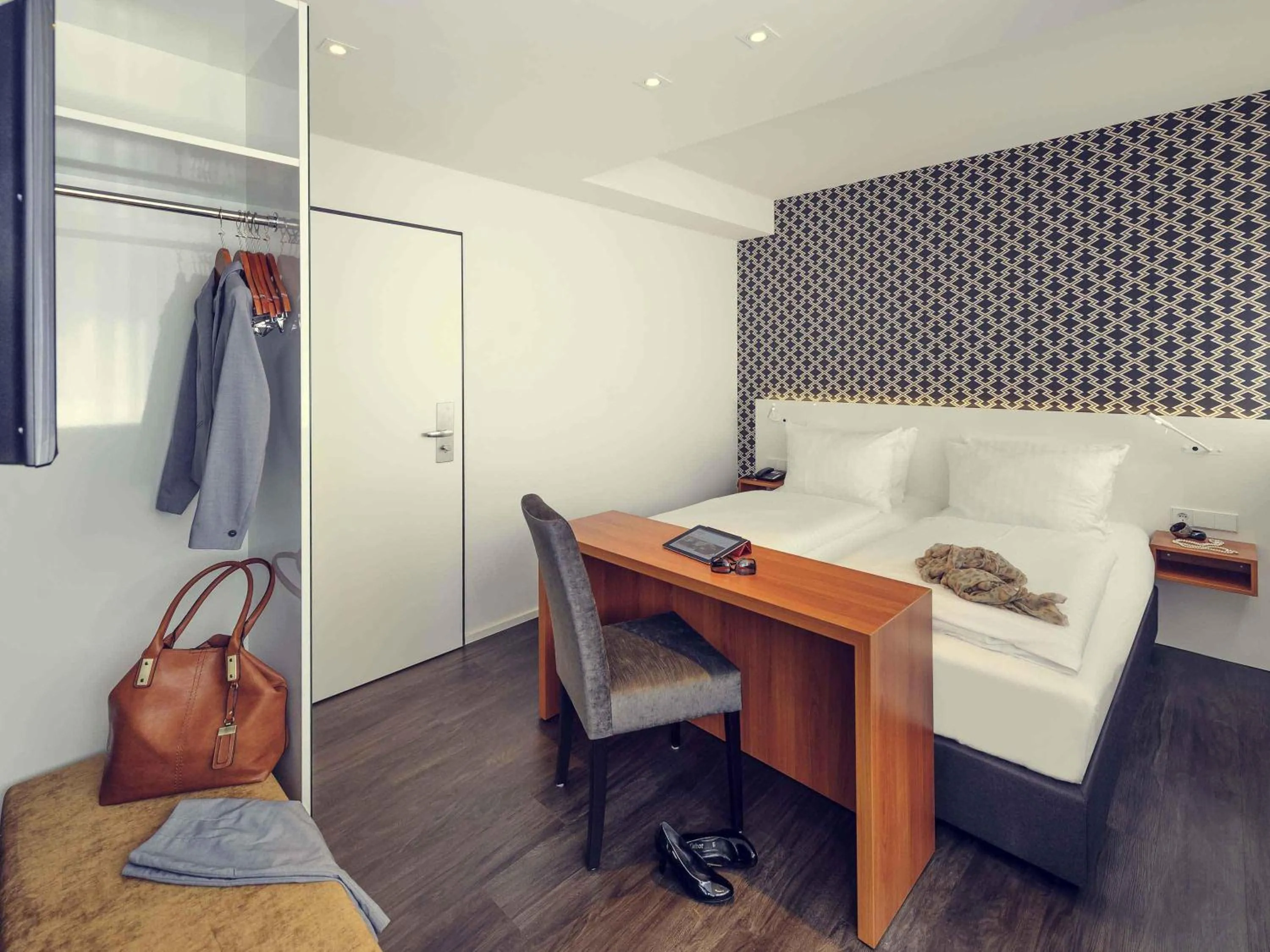 Bedroom, Bed in Mercure Hotel München Altstadt