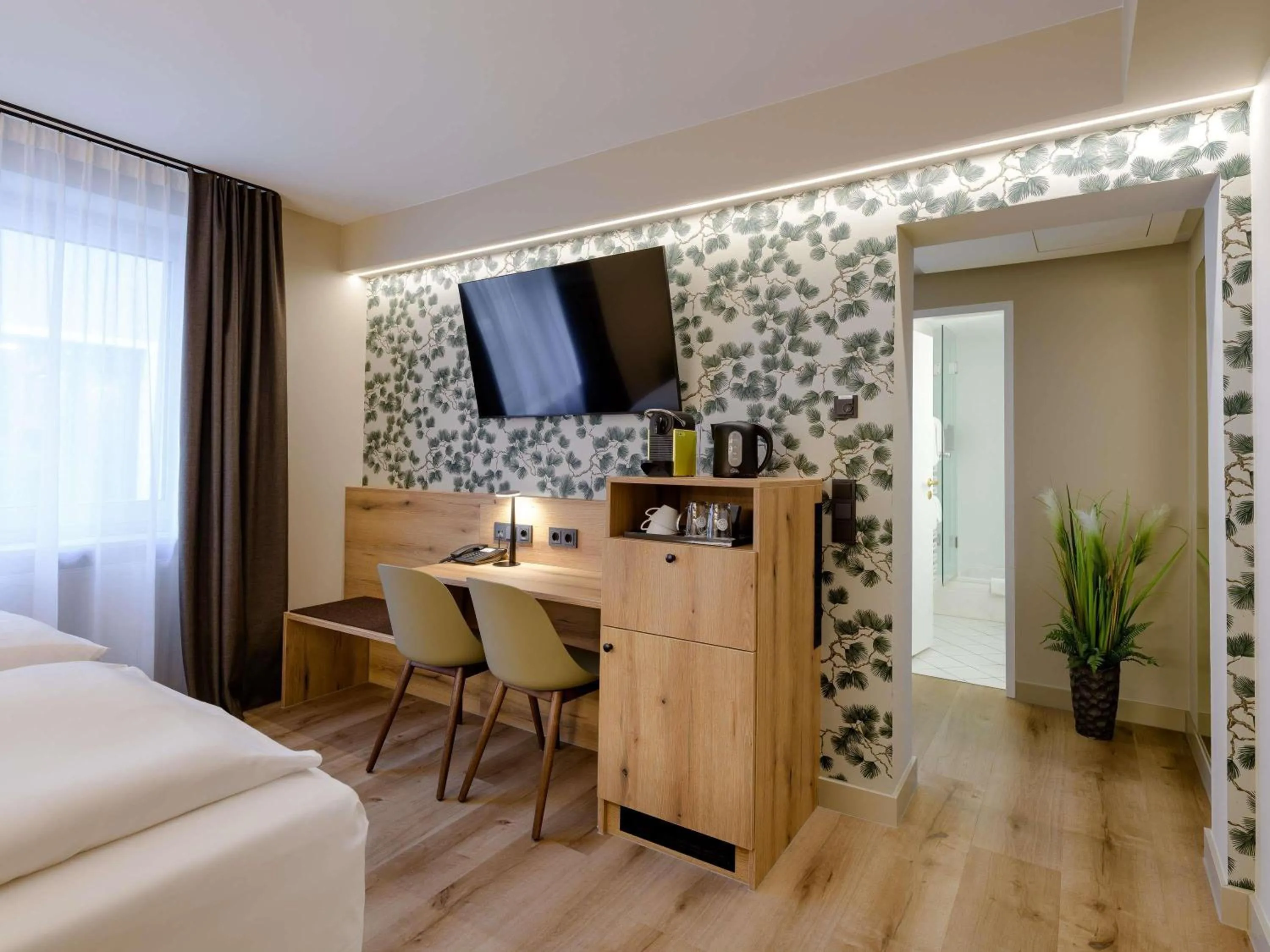 Bedroom, Bed in Mercure Hotel München Altstadt