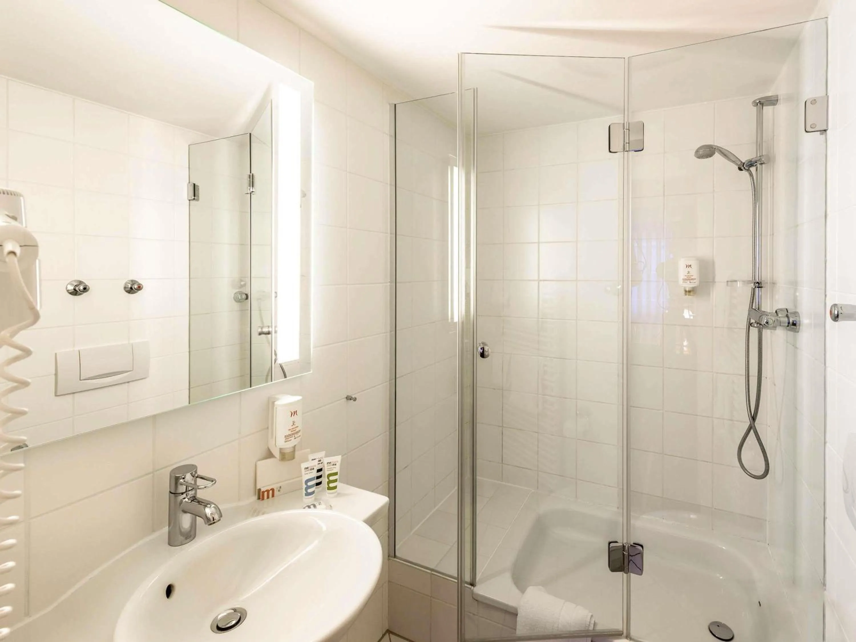 Bedroom in Mercure Hotel München Altstadt