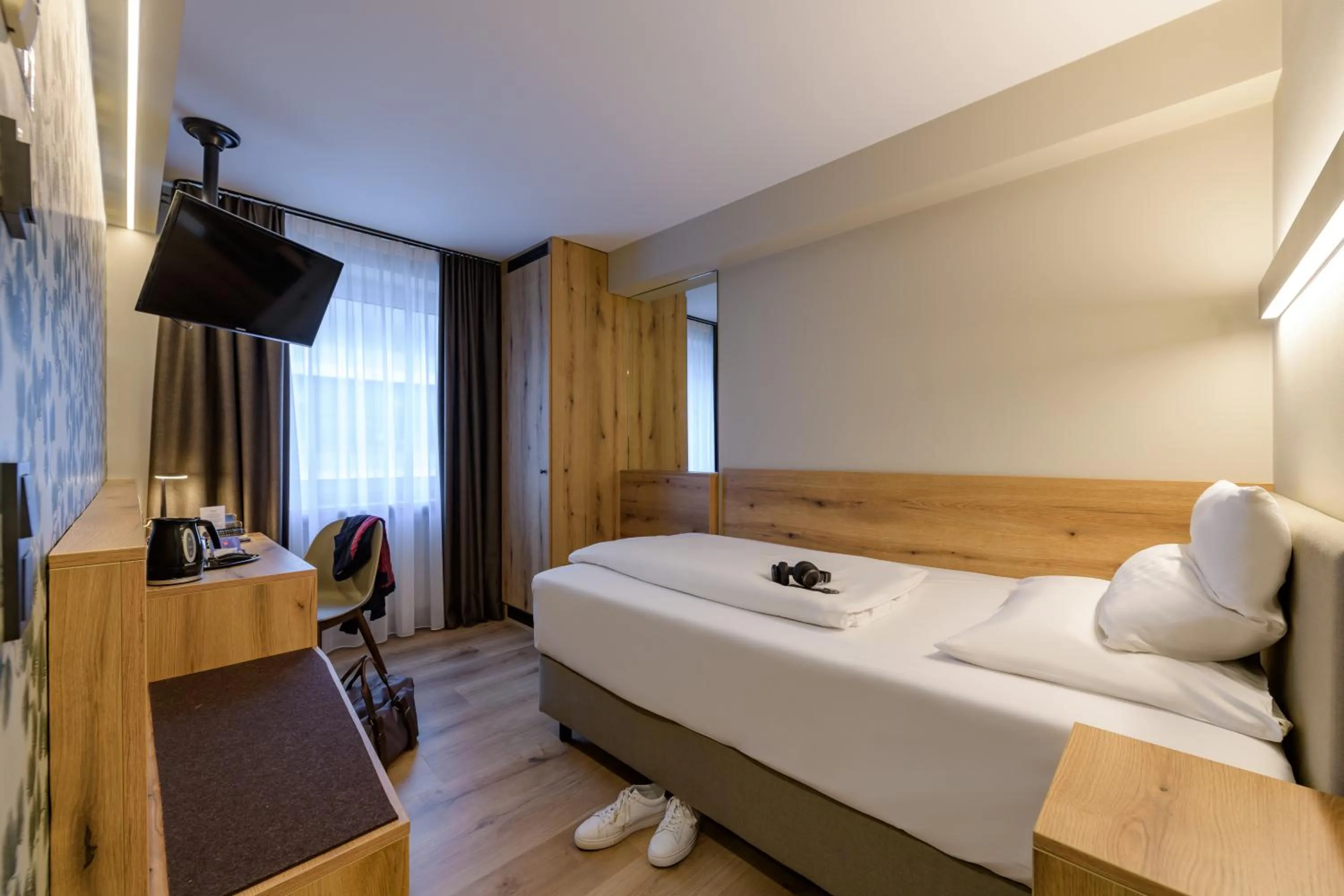 Bedroom, Bed in Mercure Hotel München Altstadt