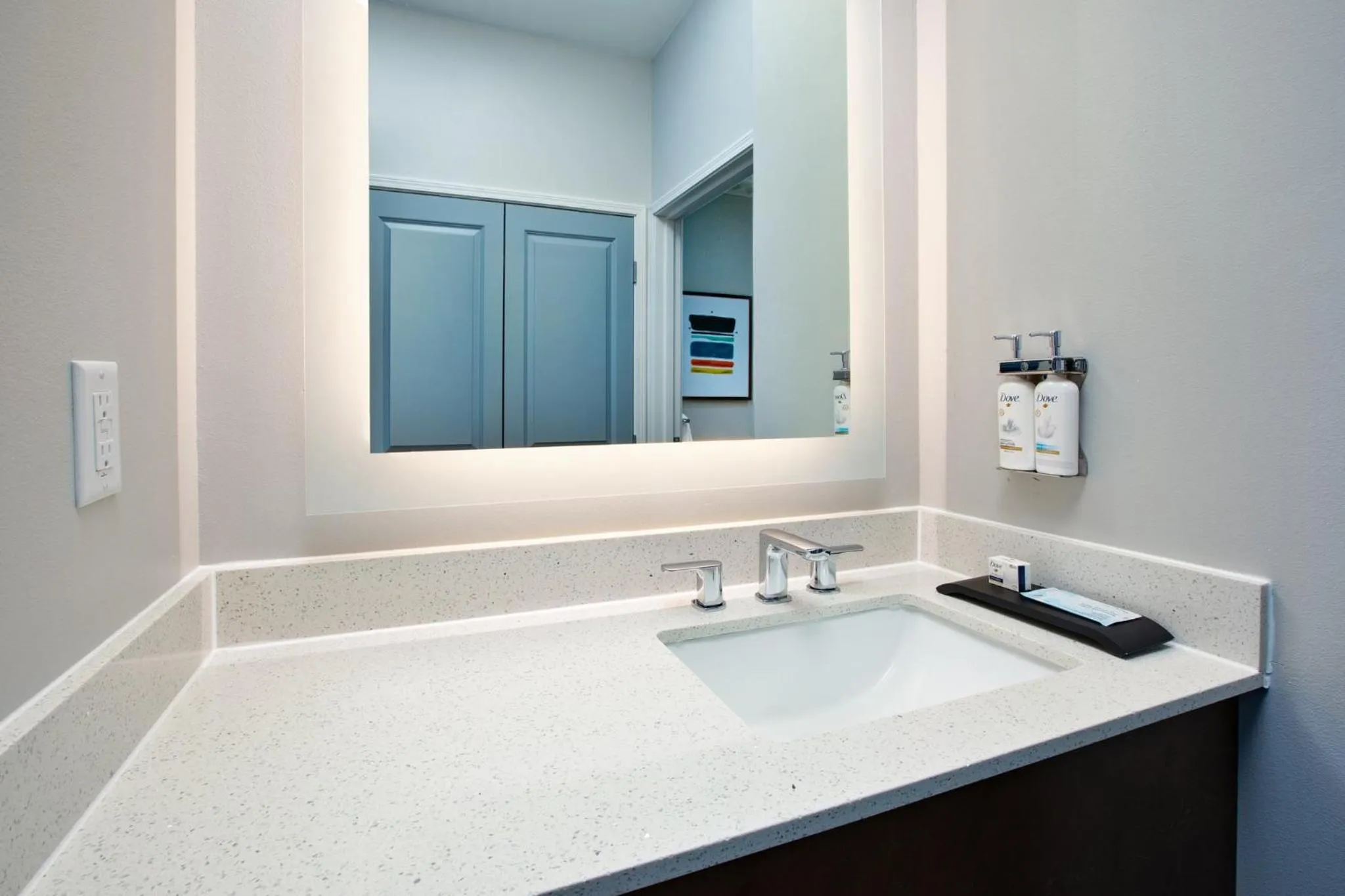 Photo of the whole room in Staybridge Suites - Ames by IHG