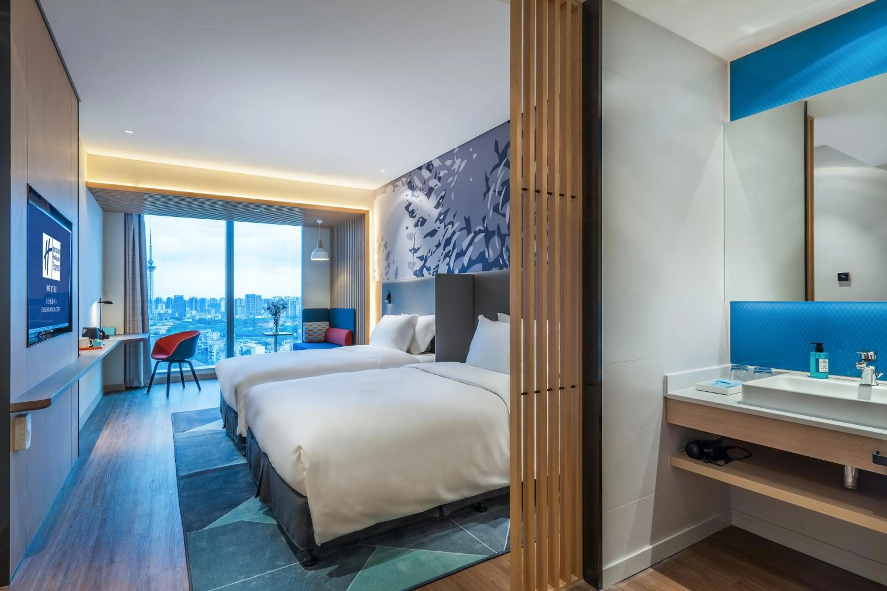 Photo of the whole room in Holiday Inn Express Changsha Wuyi Plaza by IHG