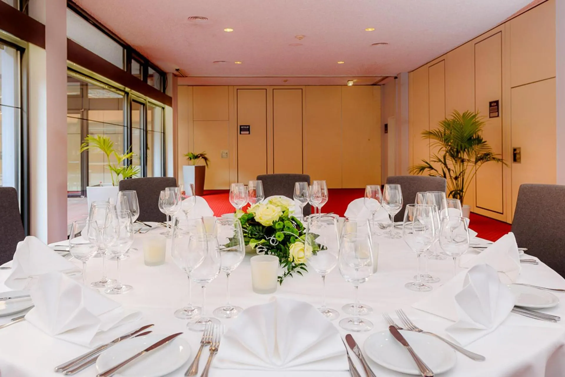 Restaurant/places to eat in ACHAT Hotel Braunschweig