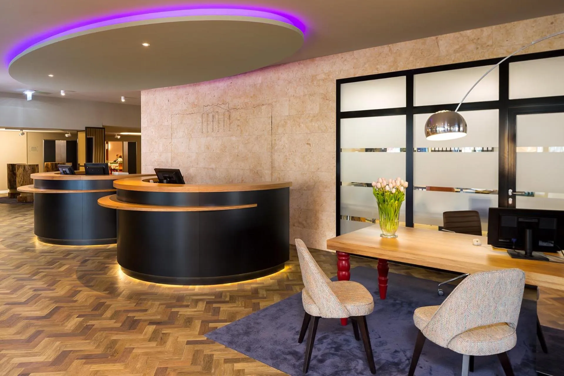 Lobby or reception in ACHAT Hotel Braunschweig