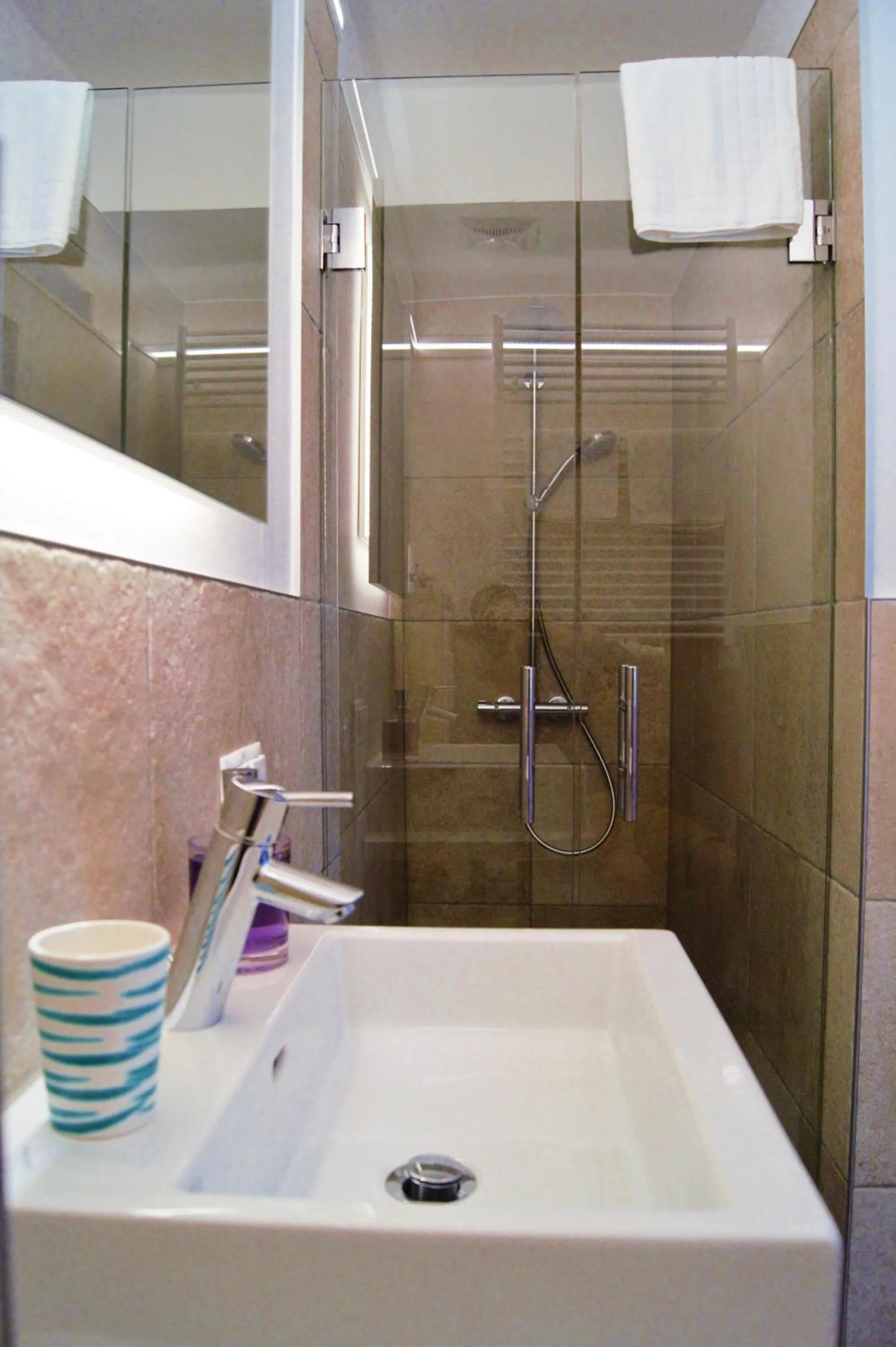 Bathroom in LANDSITZ OBERHOF petit hôtel