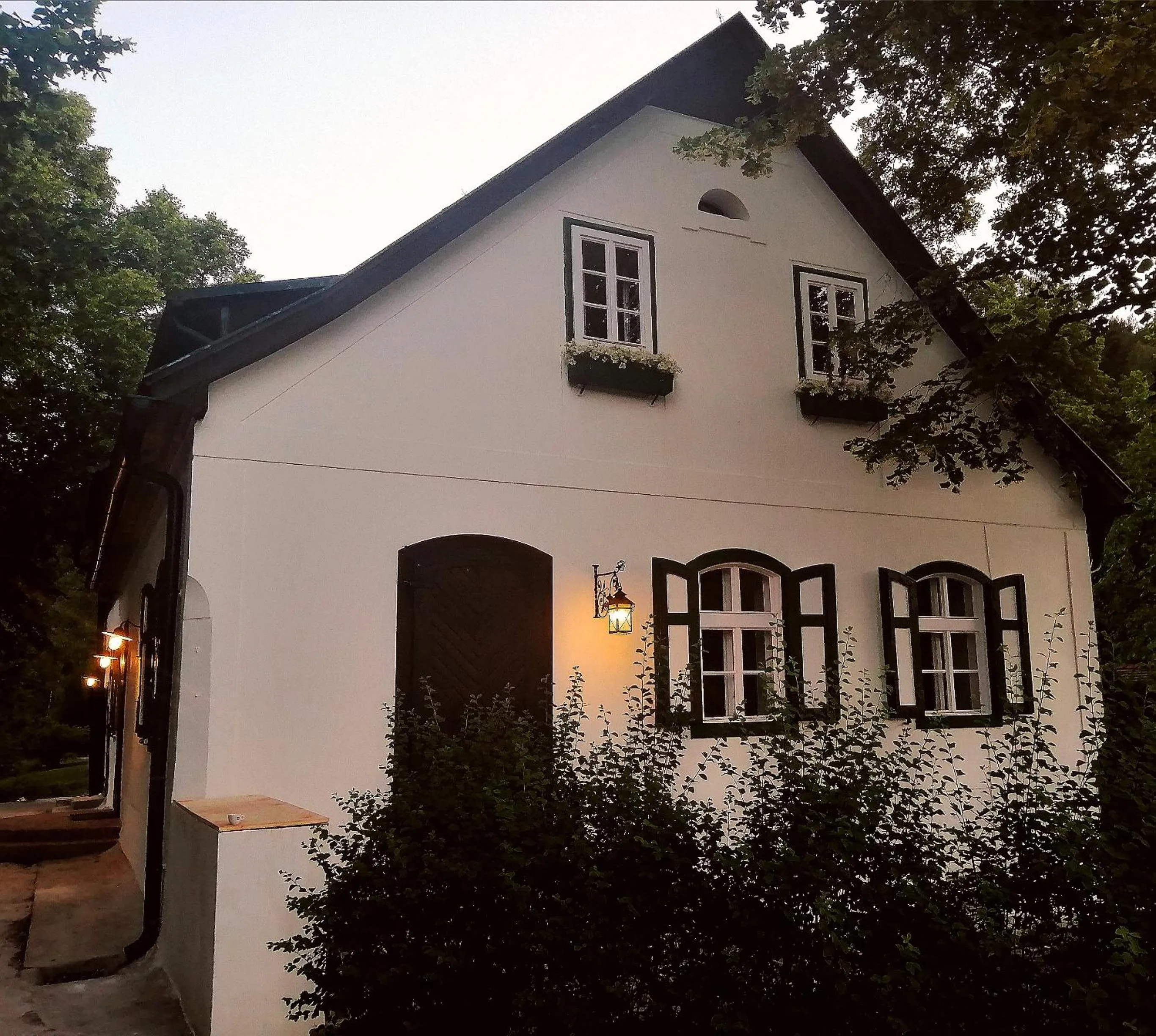 Facade/entrance in LANDSITZ OBERHOF petit hôtel