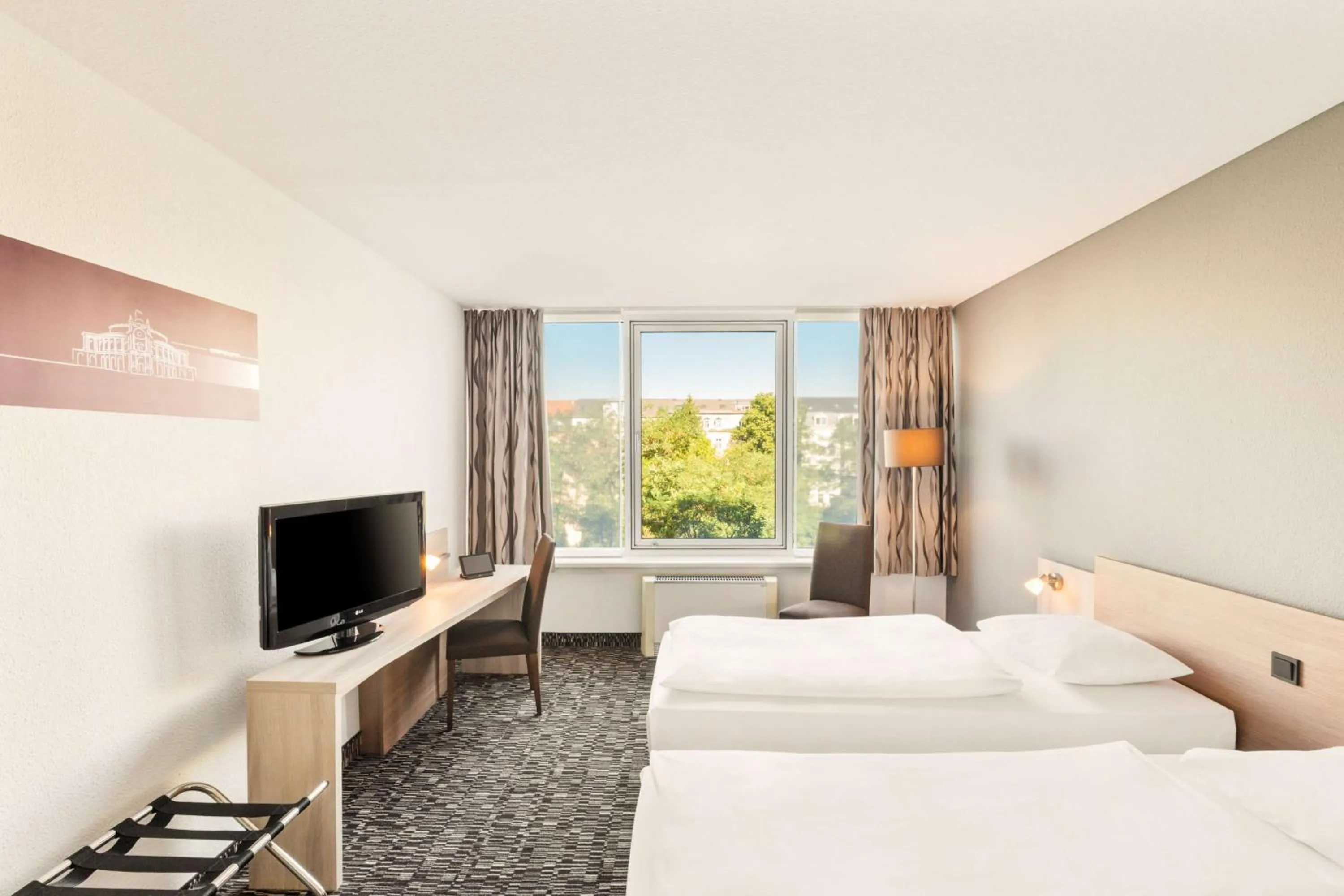 Bedroom, Bed in Park Inn by Radisson Dresden