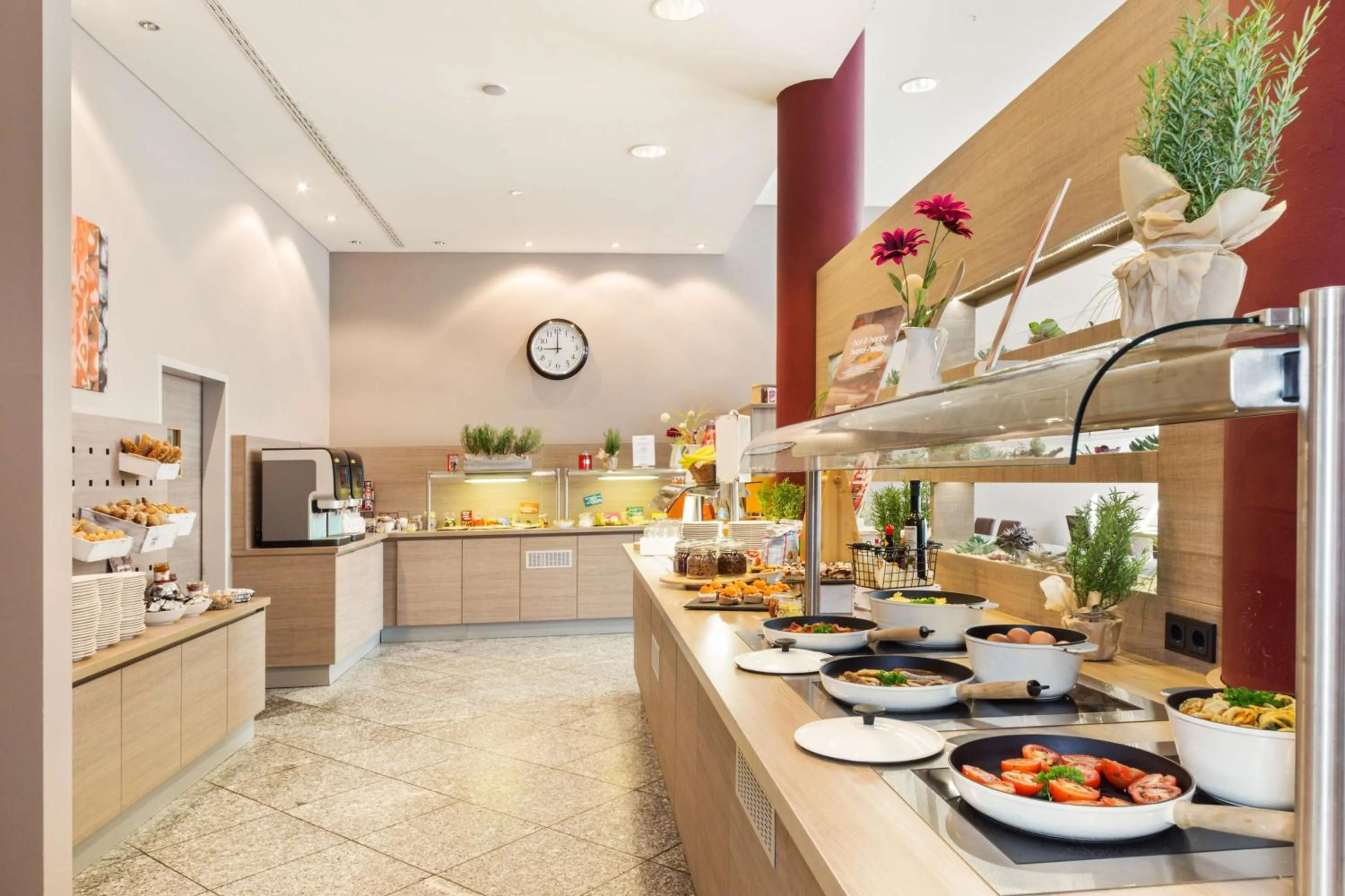 Breakfast in Park Inn by Radisson Dresden