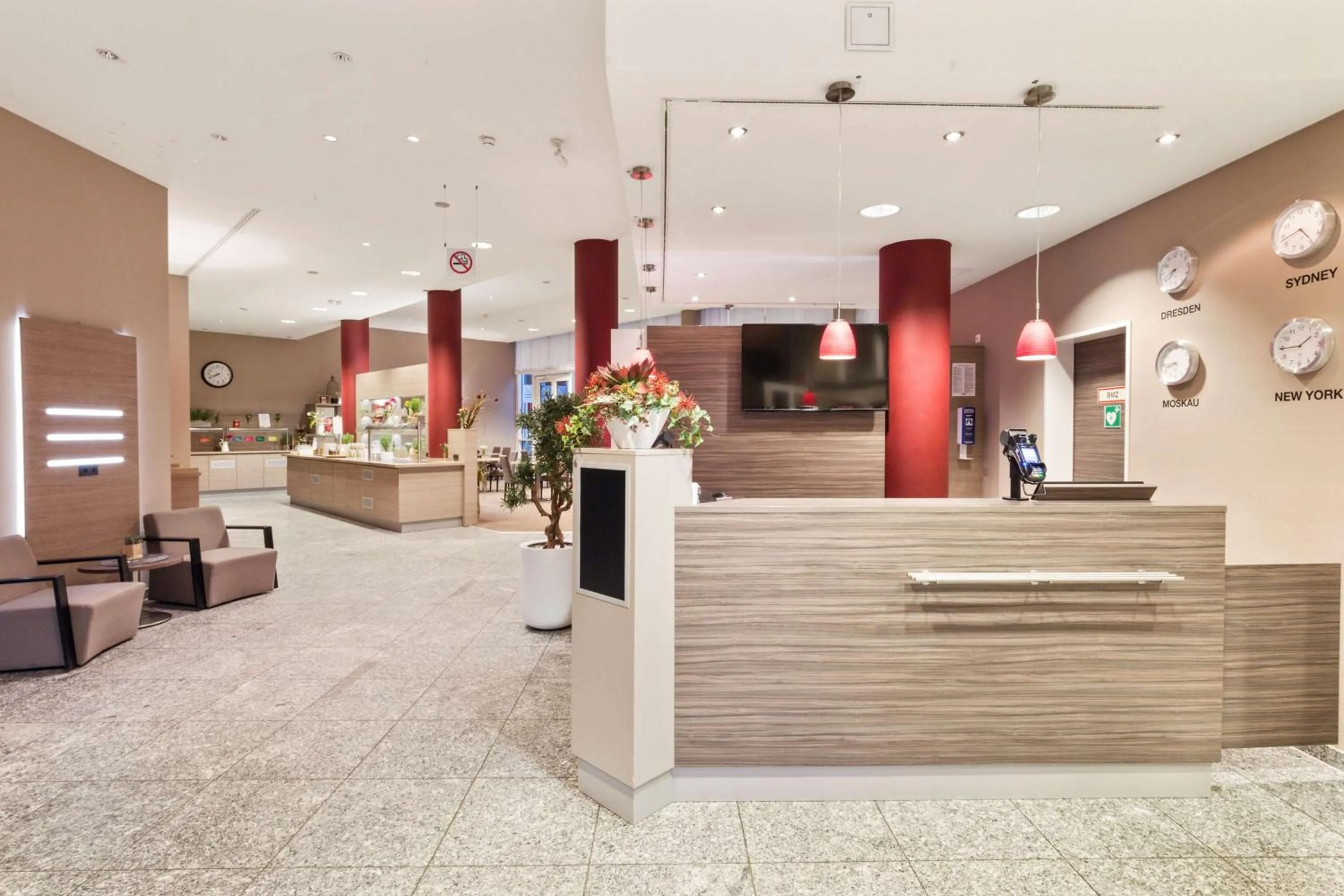 Lobby or reception in Park Inn by Radisson Dresden