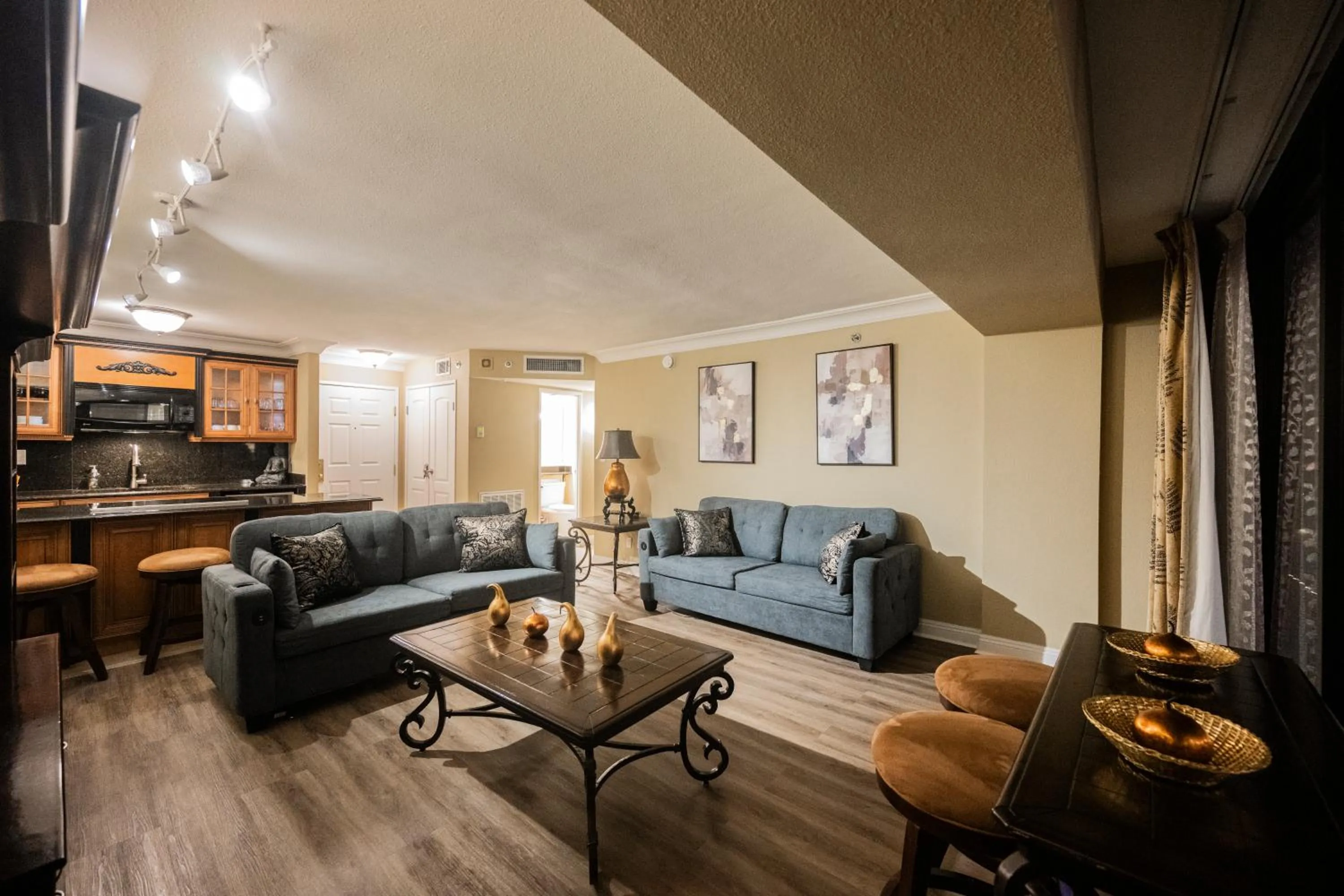 Living room in StripViewSuites at Jockey Club