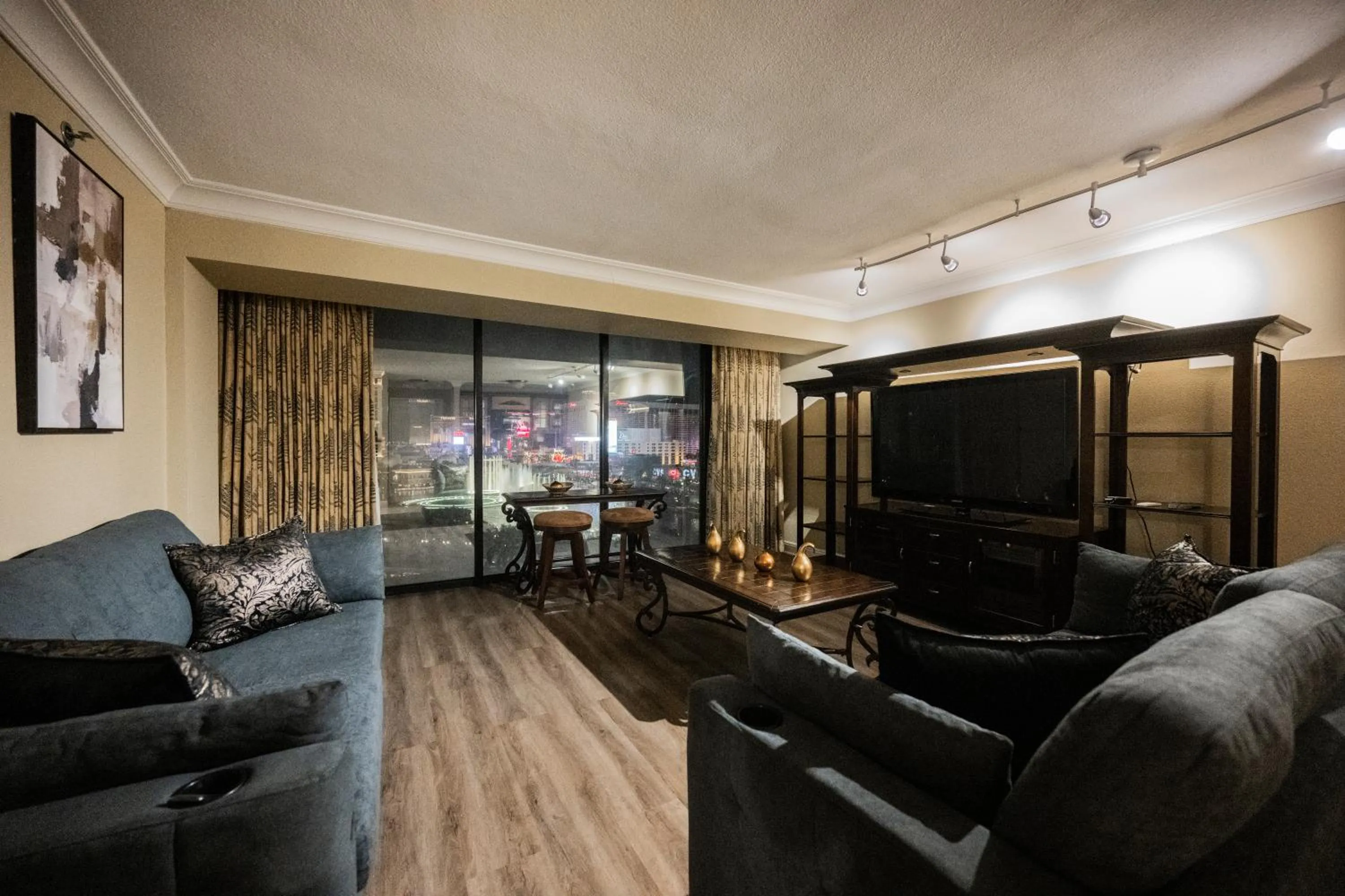 Living room in StripViewSuites at Jockey Club