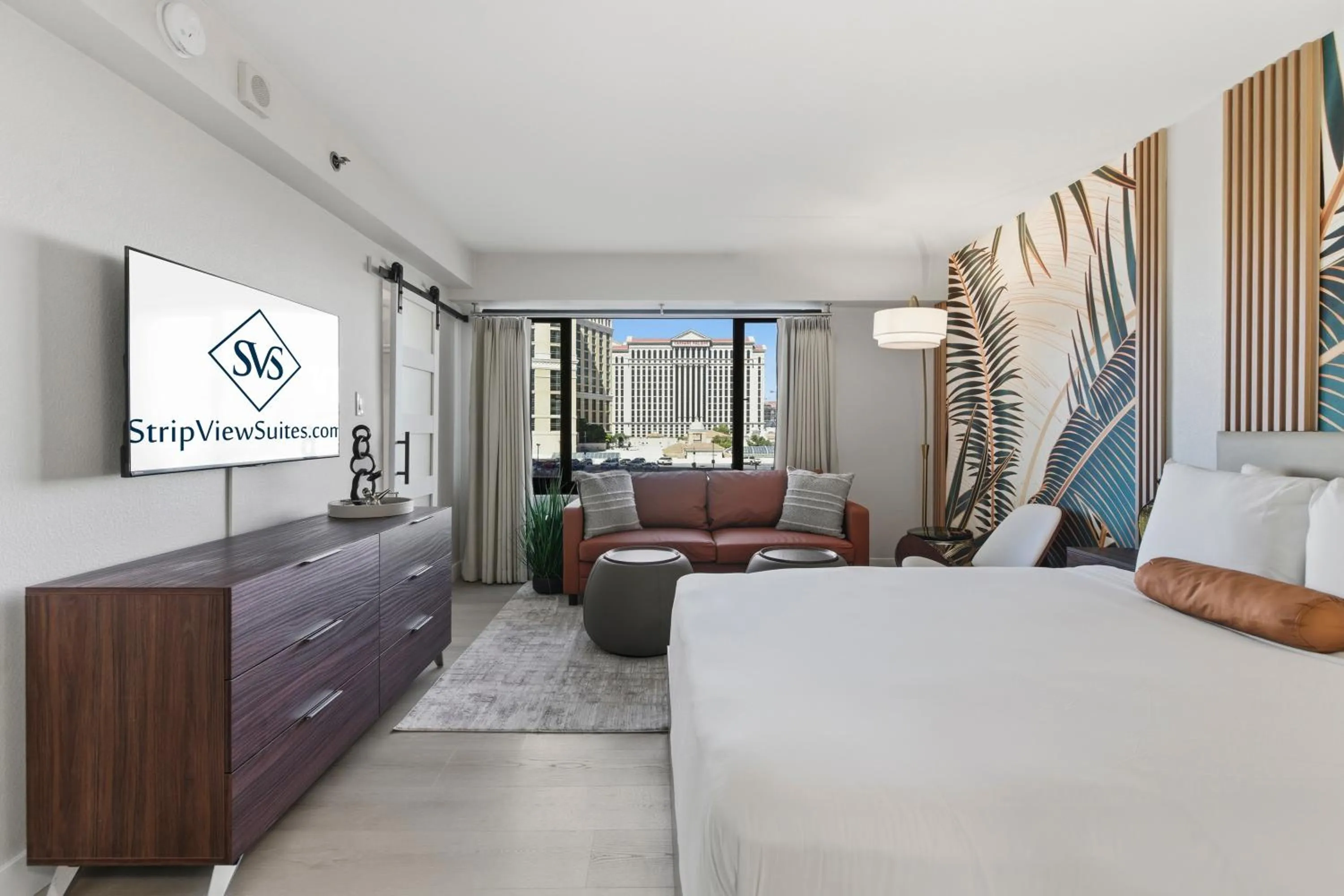 Bedroom, Bed in StripViewSuites at Jockey Club