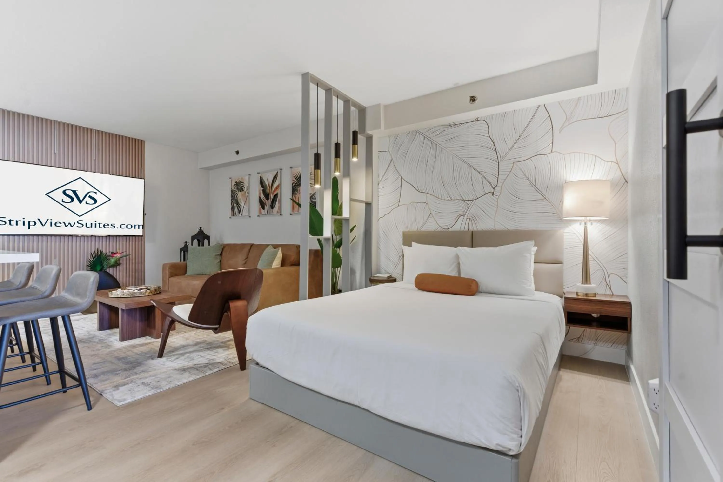 Bedroom, Bed in StripViewSuites at Jockey Club