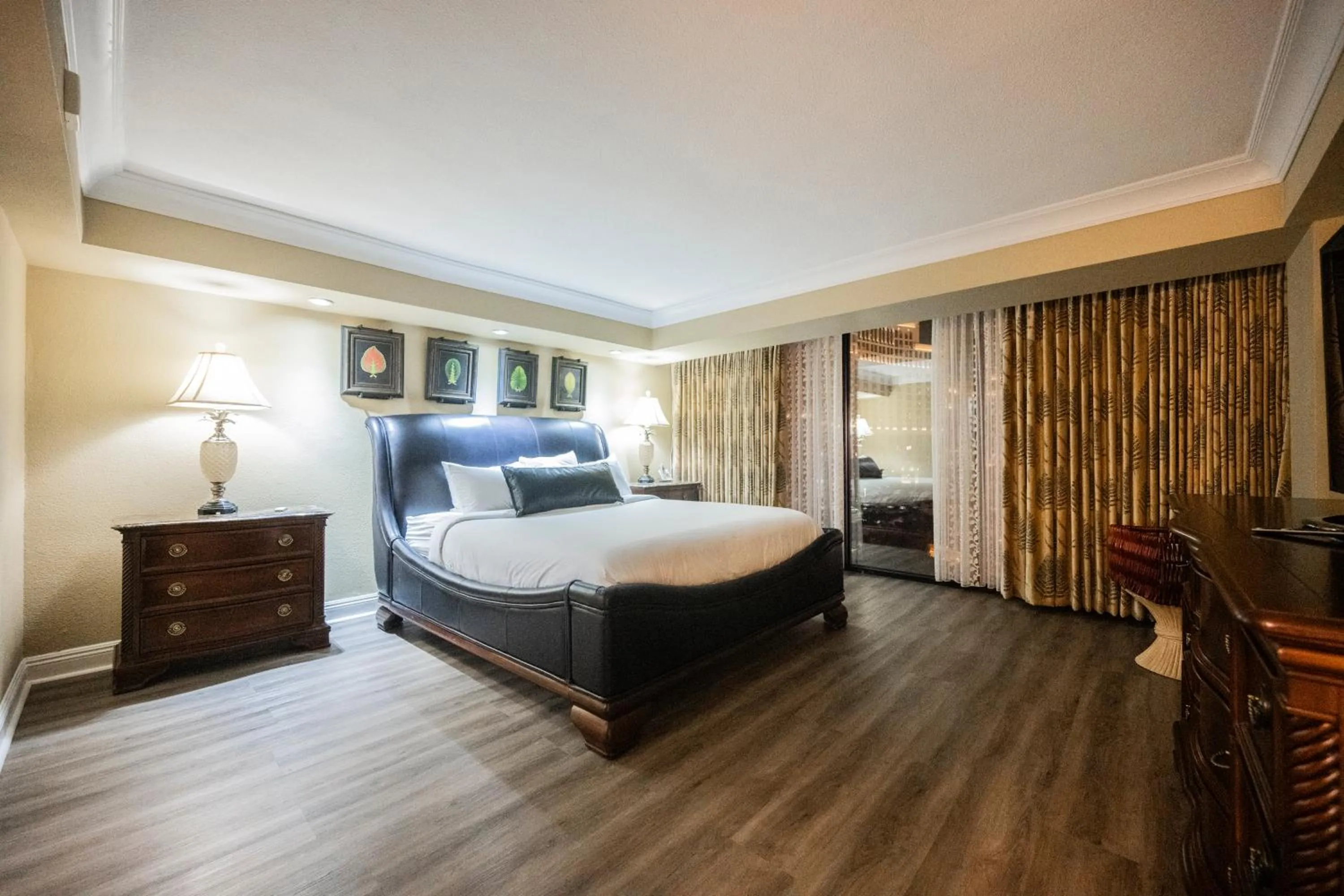 Bedroom, Bed in StripViewSuites at Jockey Club