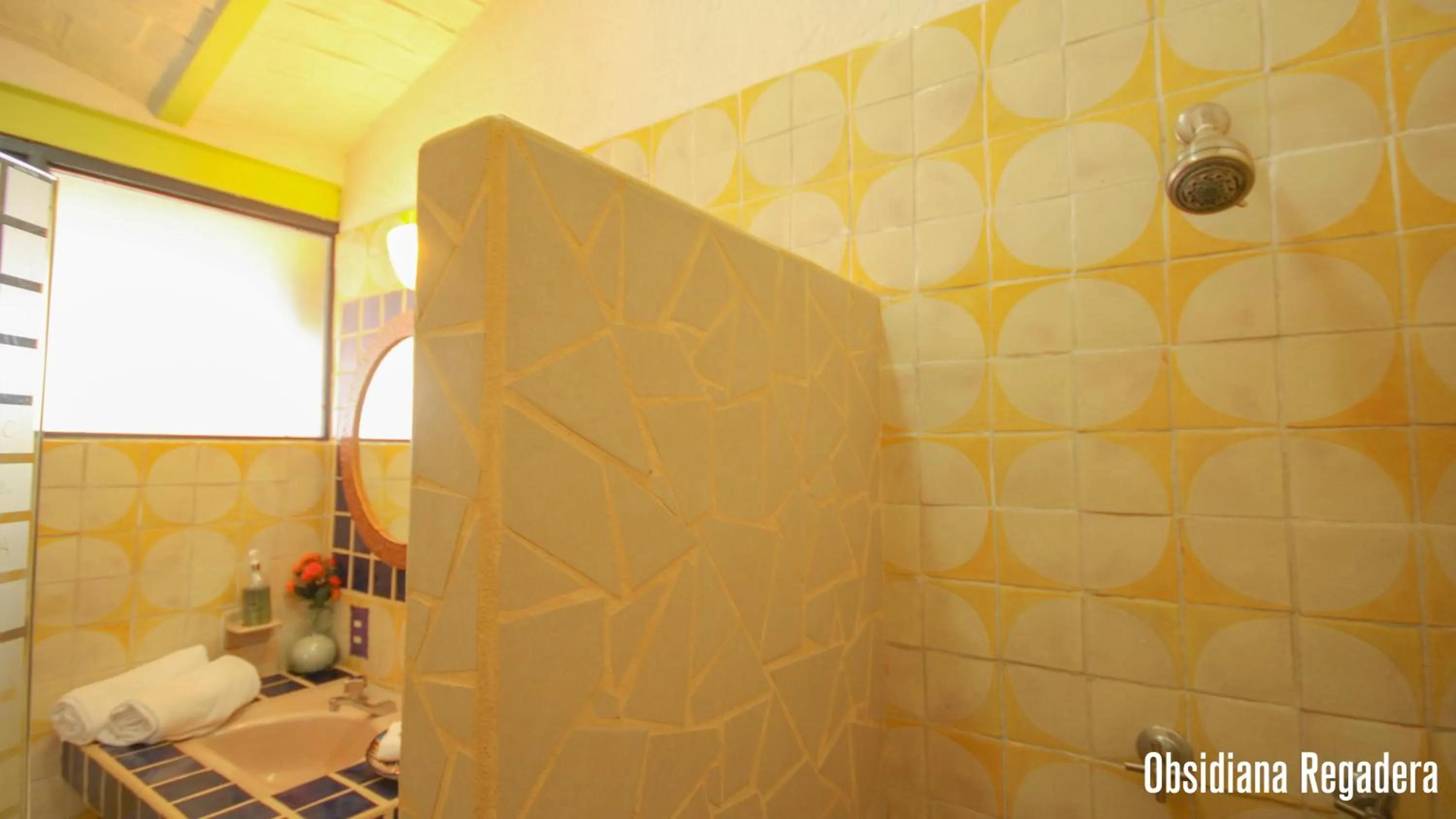 Shower in Hotel Boutique Casa Copal