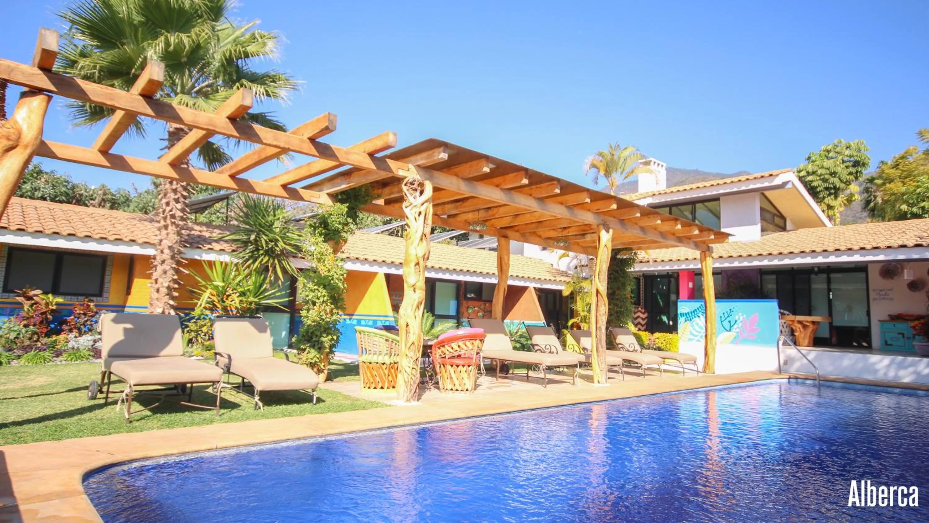 Swimming pool in Hotel Boutique Casa Copal