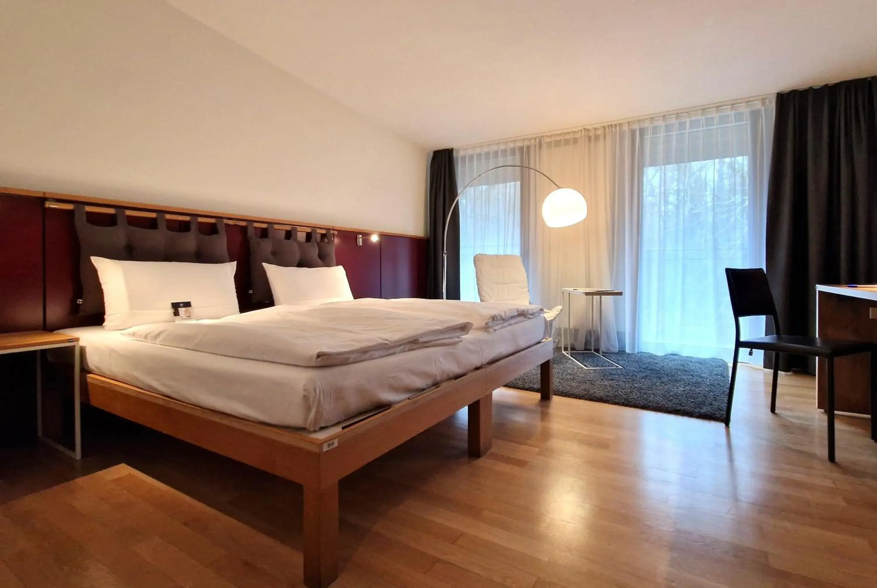 Comfort room B - single occupancy - Disability Access in Ringhotel Schorfheide I Waldresort Werbellinsee Comfort room B - single occupancy - Disability Access in Ringhotel Schorfheide I Waldresort Werbellinsee
