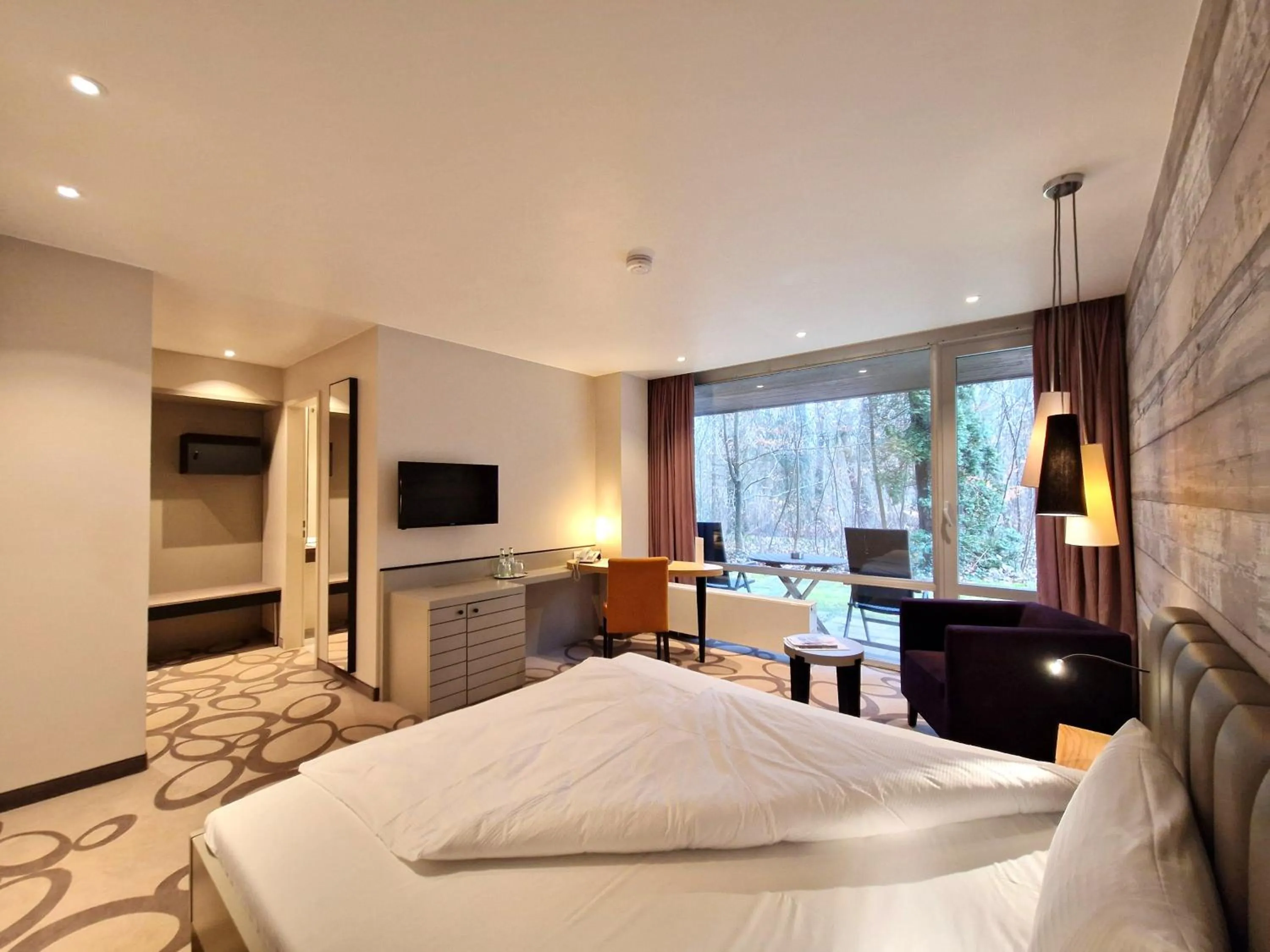 Photo of the whole room, Bed in Ringhotel Schorfheide I Waldresort Werbellinsee