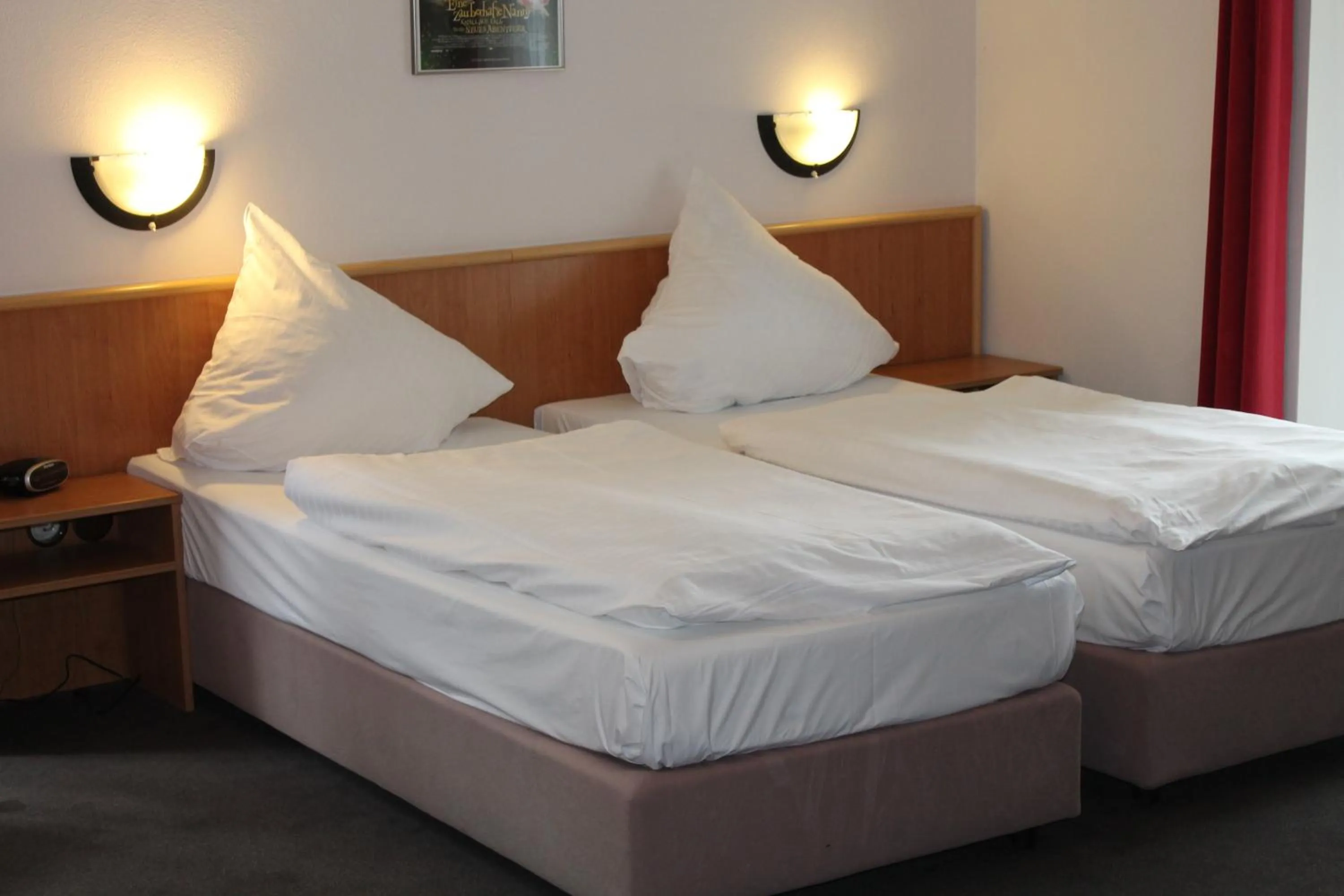 Bed in Filmhotel Lili Marleen