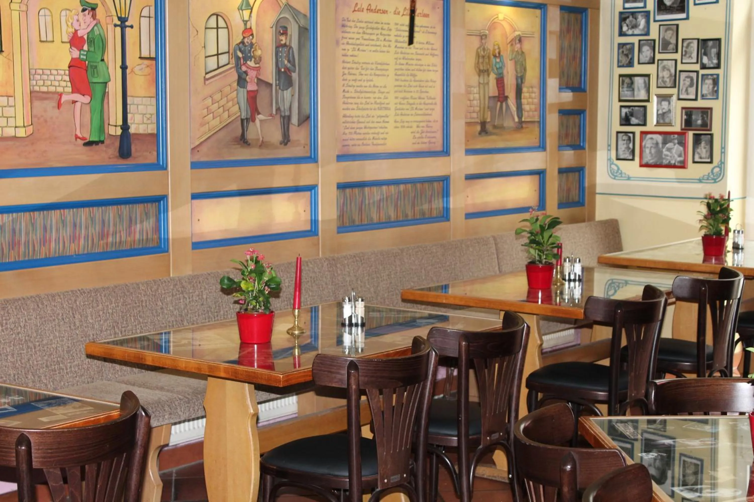 Restaurant/places to eat in Filmhotel Lili Marleen