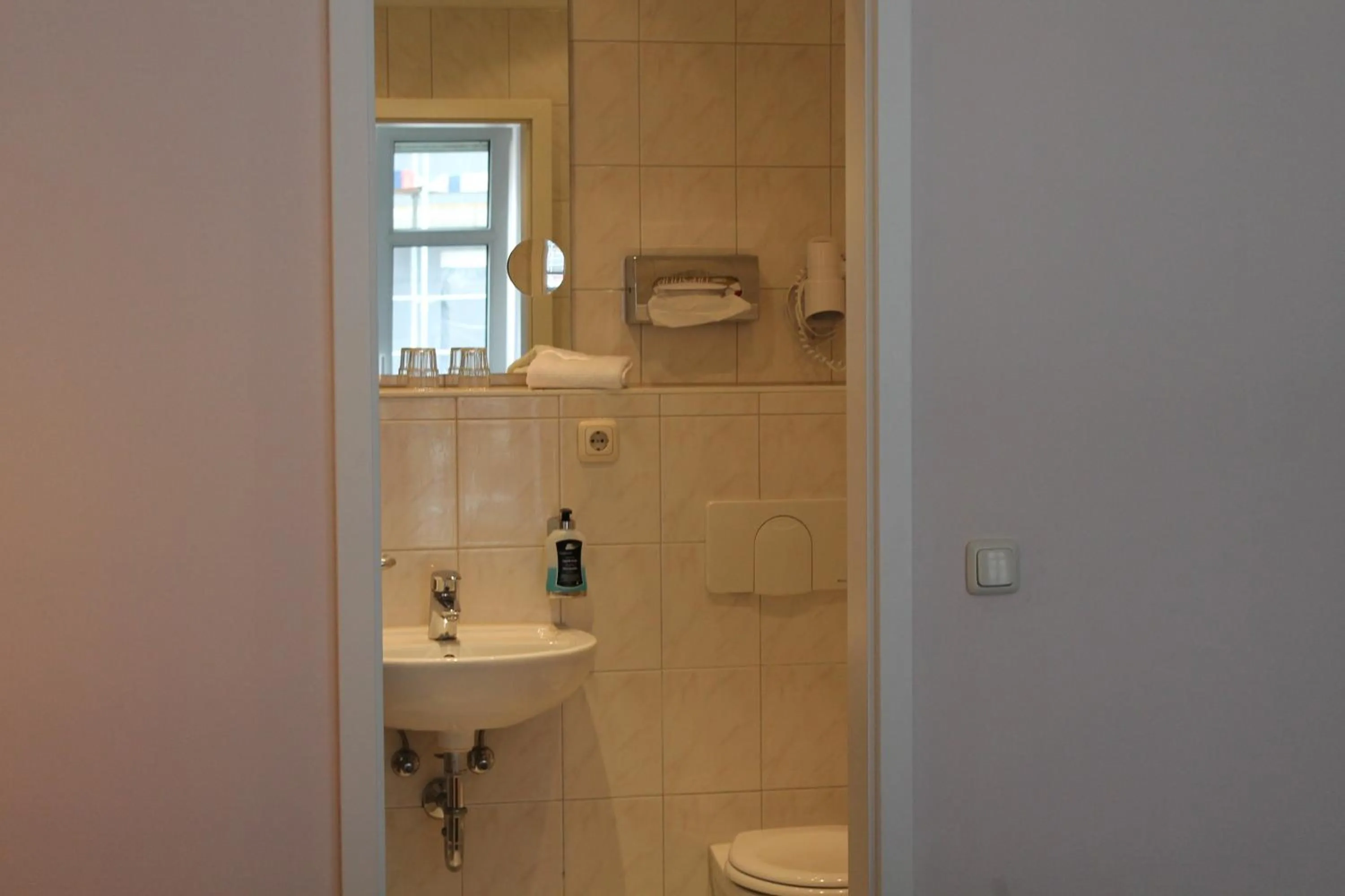 Bathroom in Filmhotel Lili Marleen