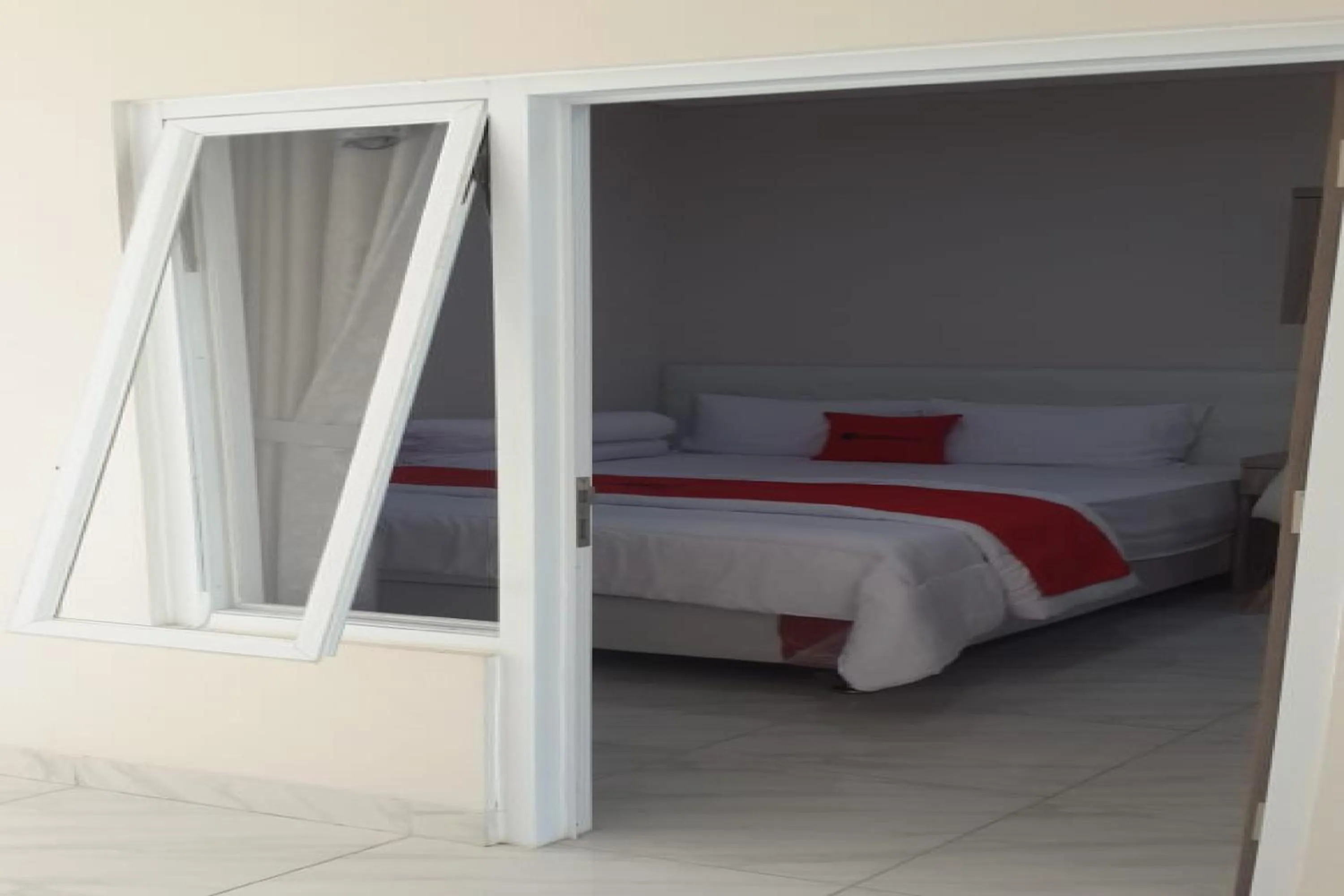 Bed in RedDoorz Syariah near UNSOED