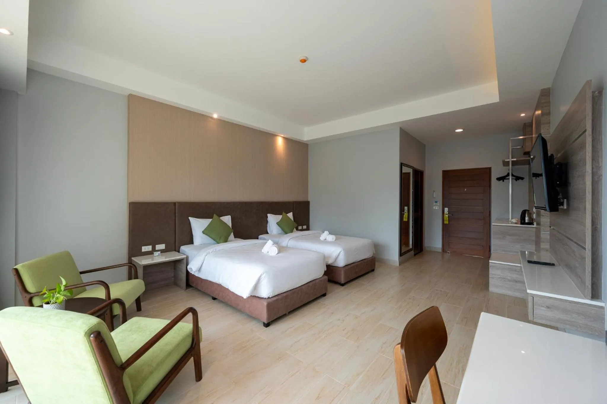 Photo of the whole room, Bed in Phumontra Resort Nakhon Nayok