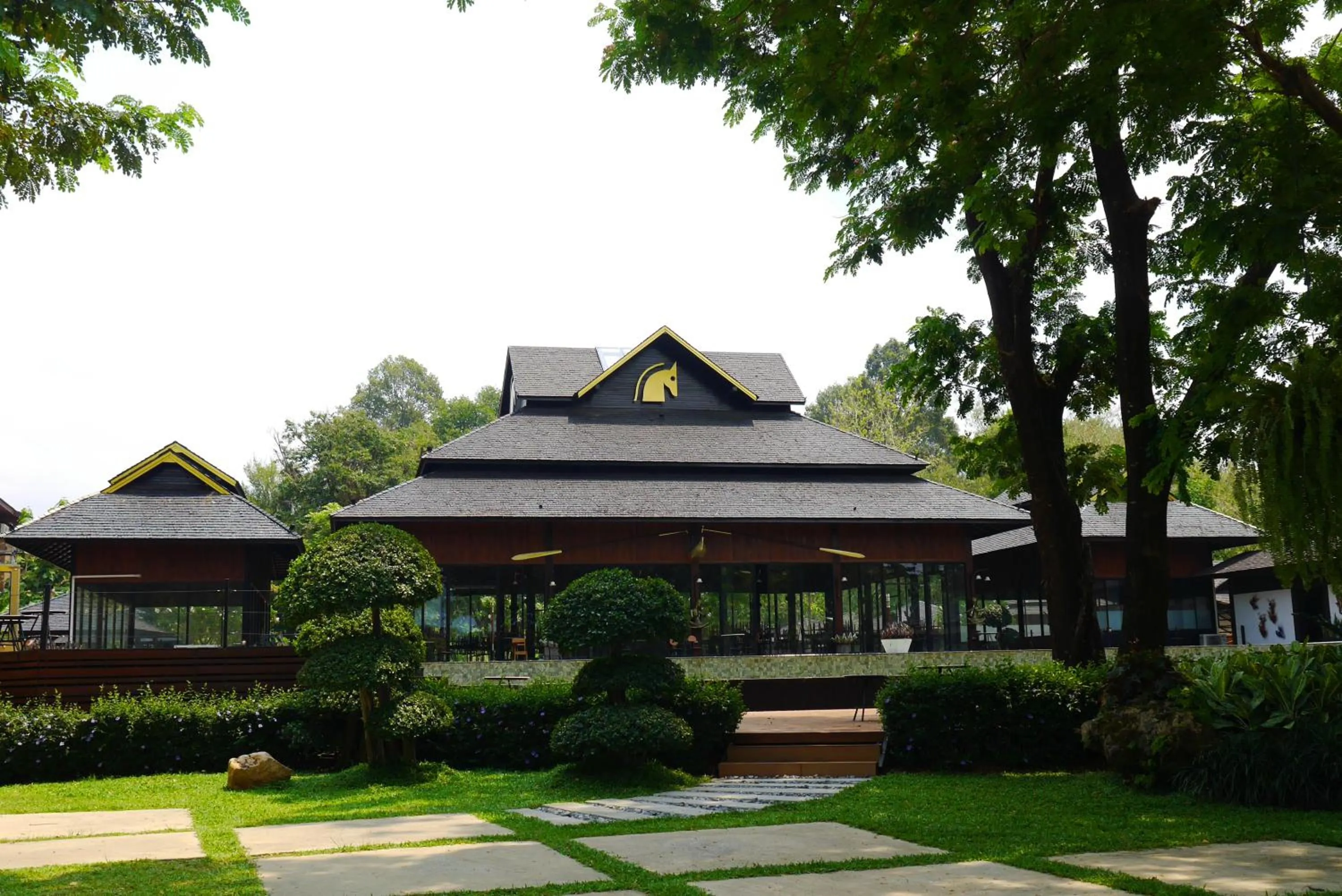 Garden in Phumontra Resort Nakhon Nayok