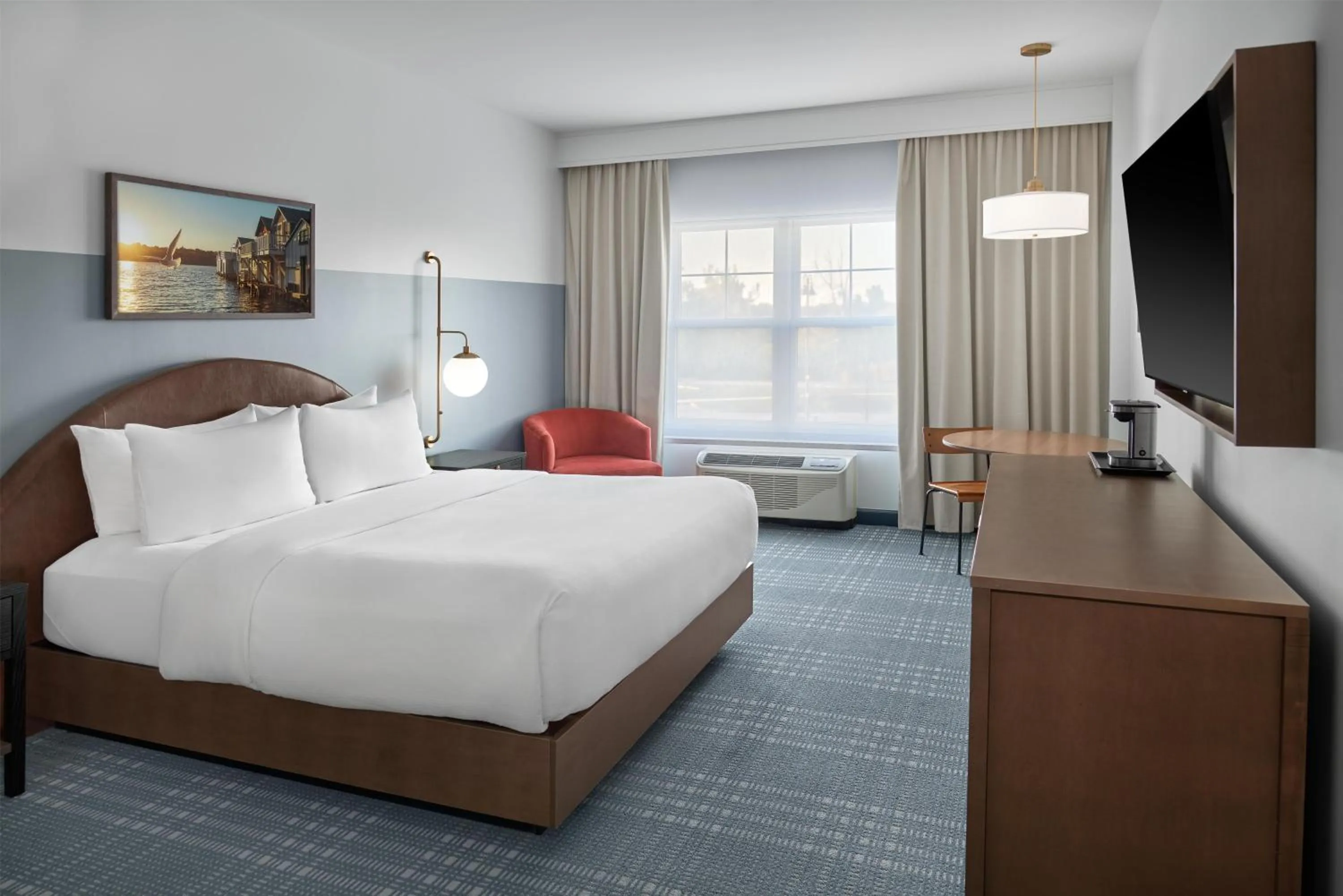 Bed in Hotel Canandaigua, Tapestry Collection By Hilton