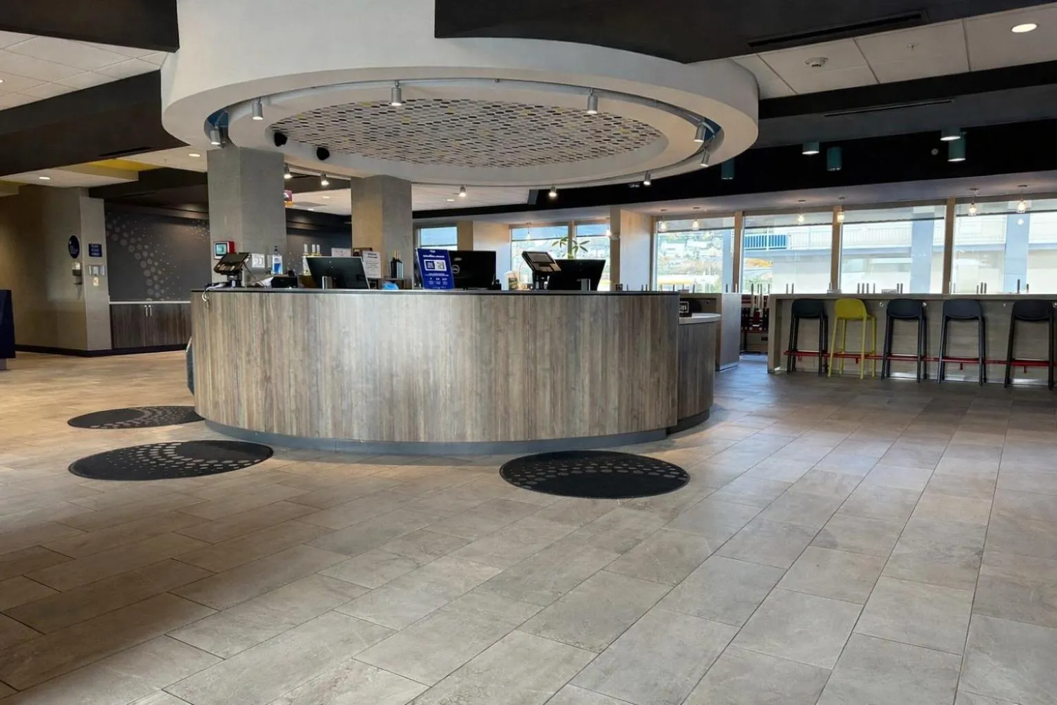 Lobby or reception in Tru By Hilton Harrisonburg, Va