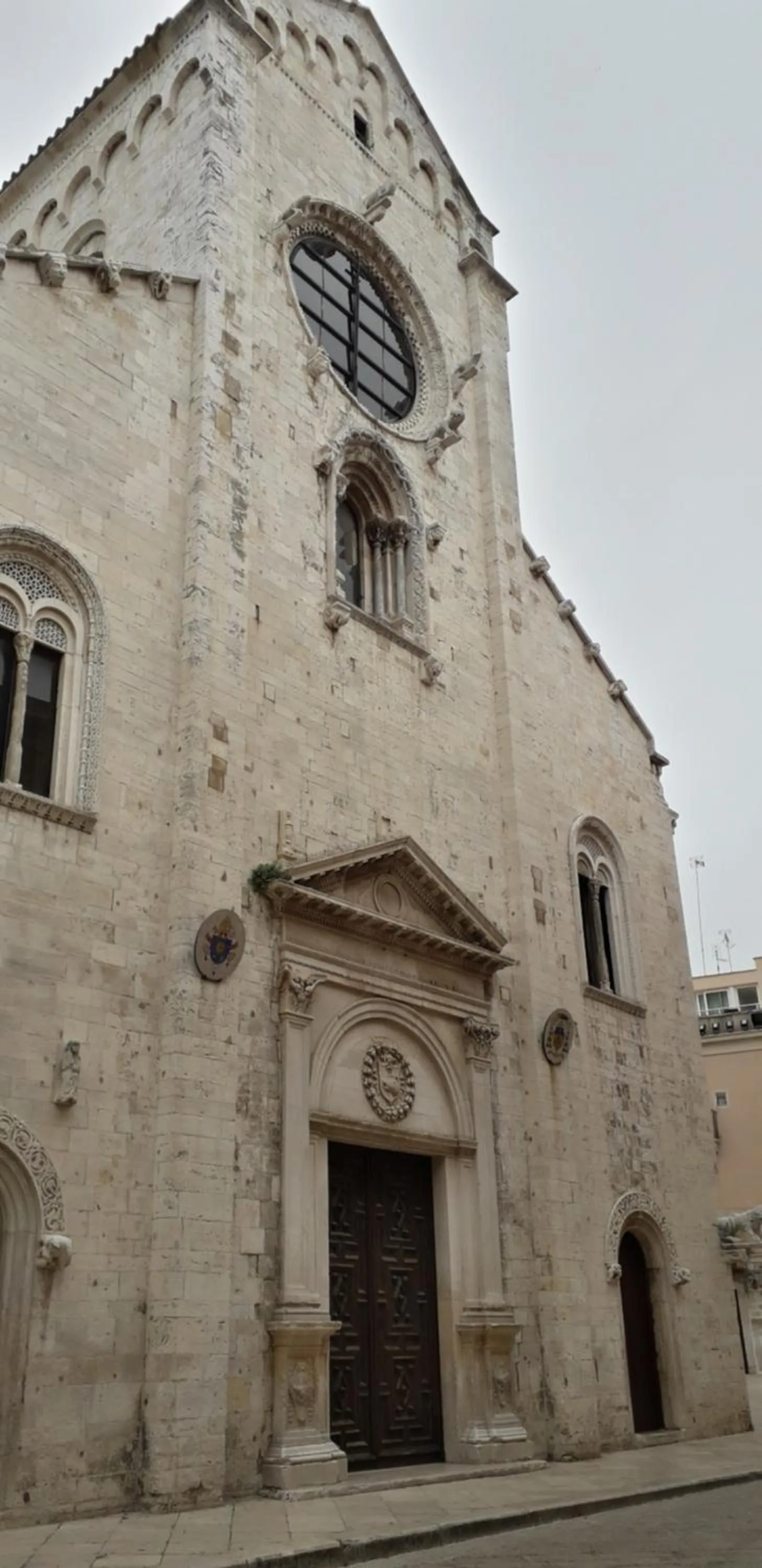 Nearby landmark in MaPu'