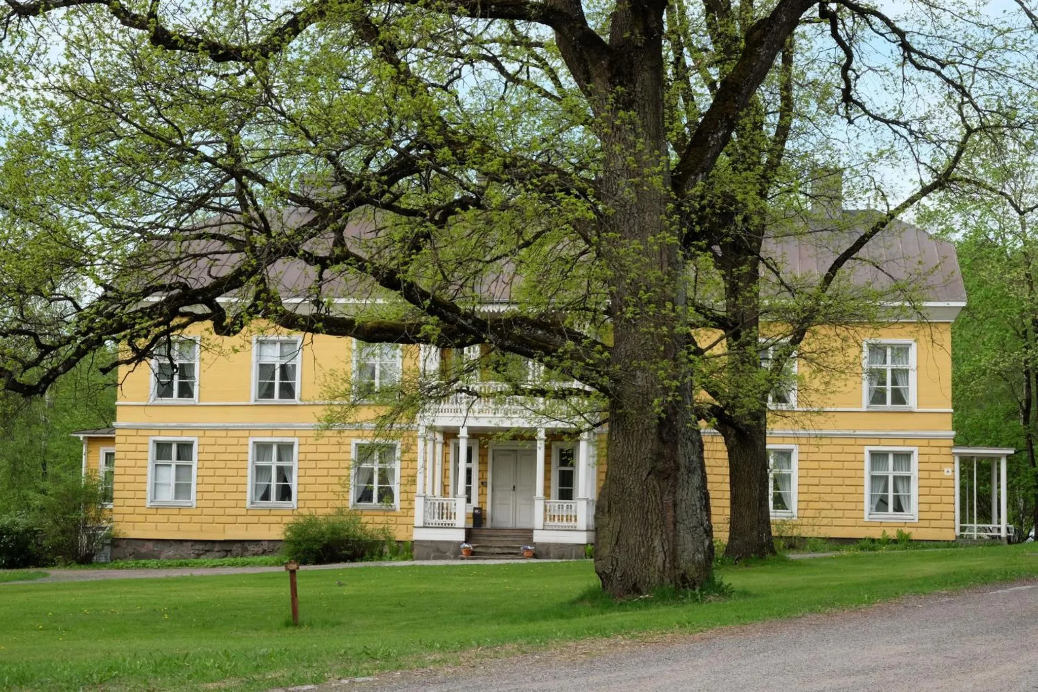 Facade/entrance in Tehtaan Hotelli